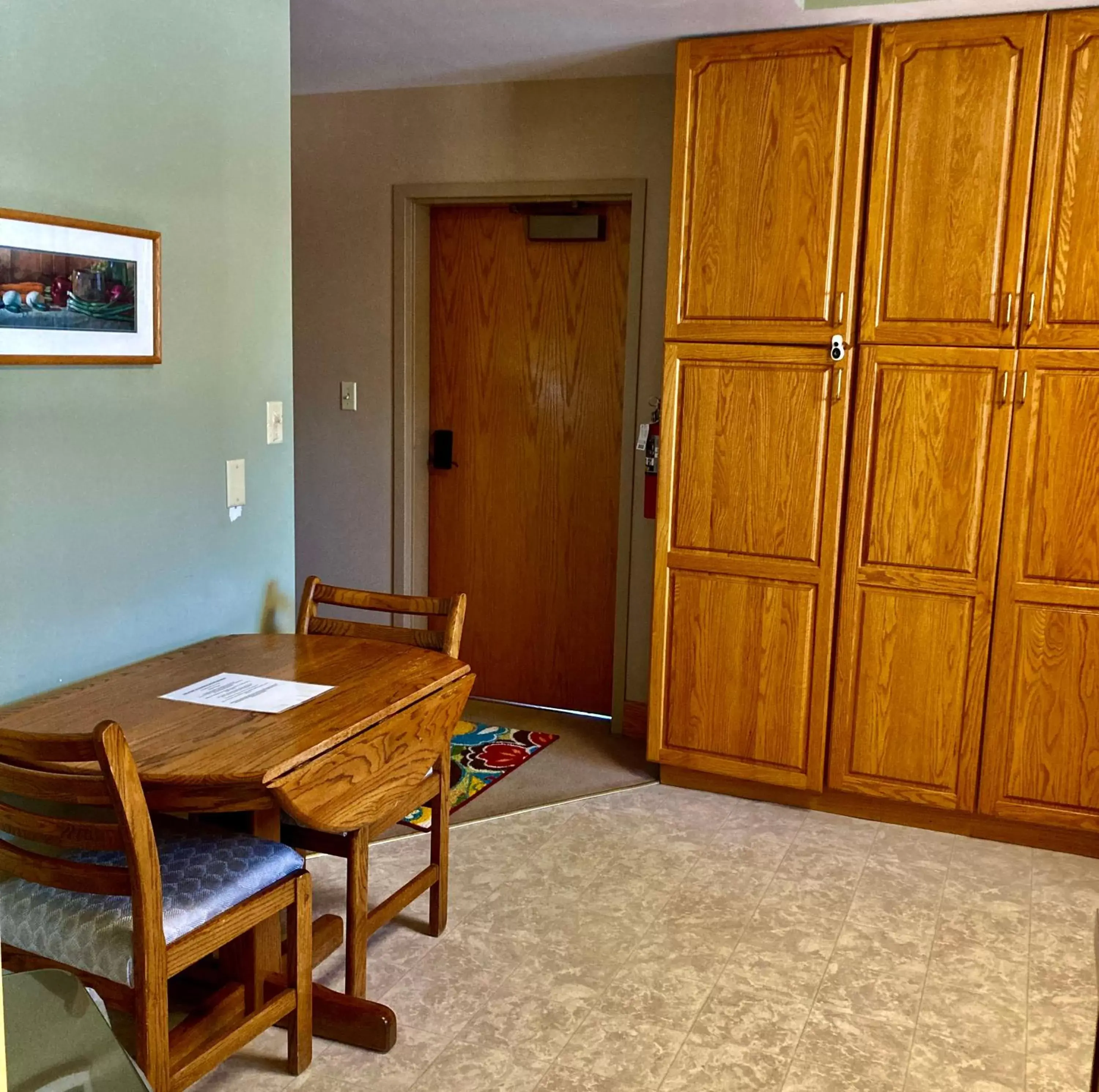 kitchen, Dining Area in Garden Grove Retreat & Lodging near Pictured Rocks, Fayette, Trails