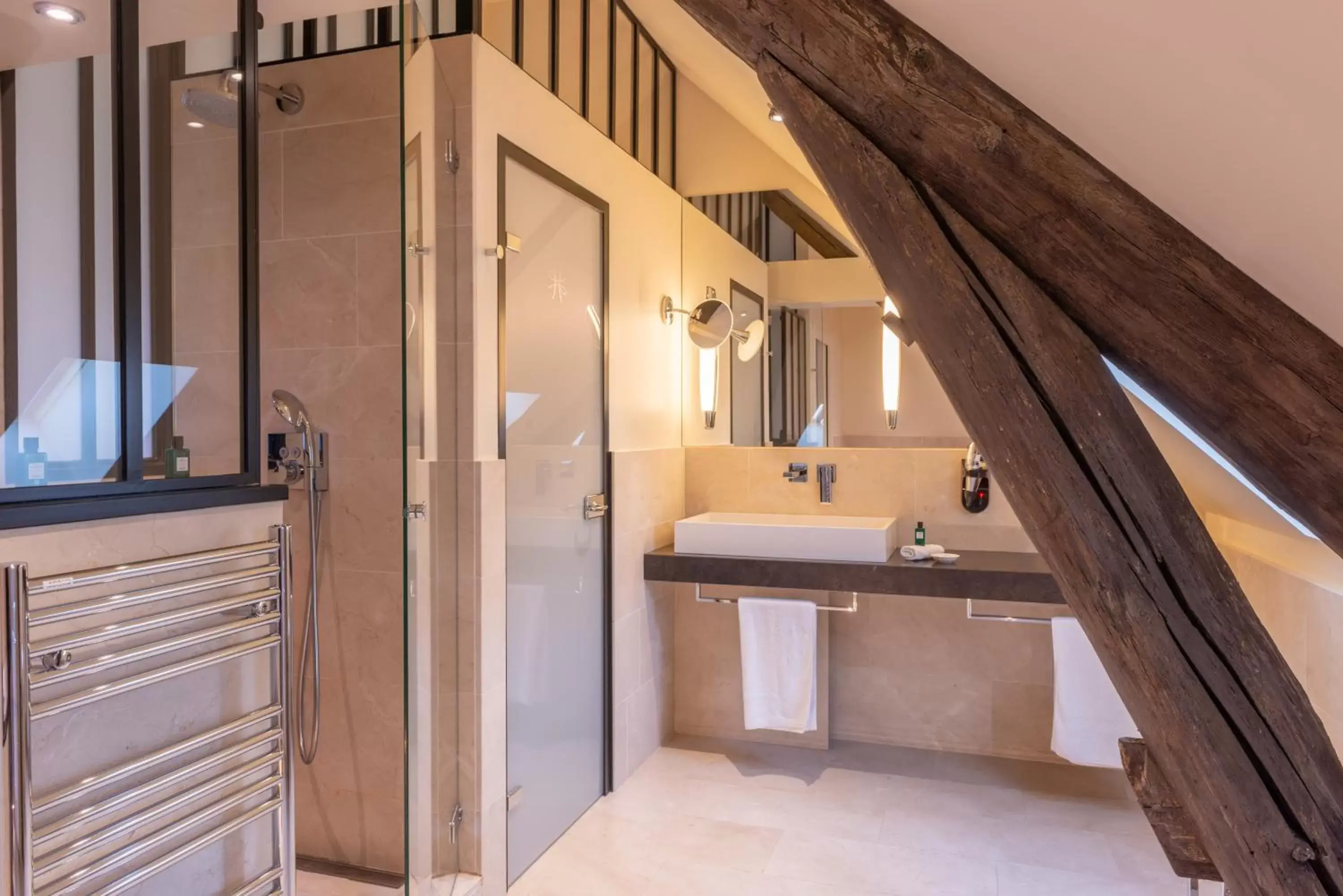 Shower, Bathroom in L'Hôtel