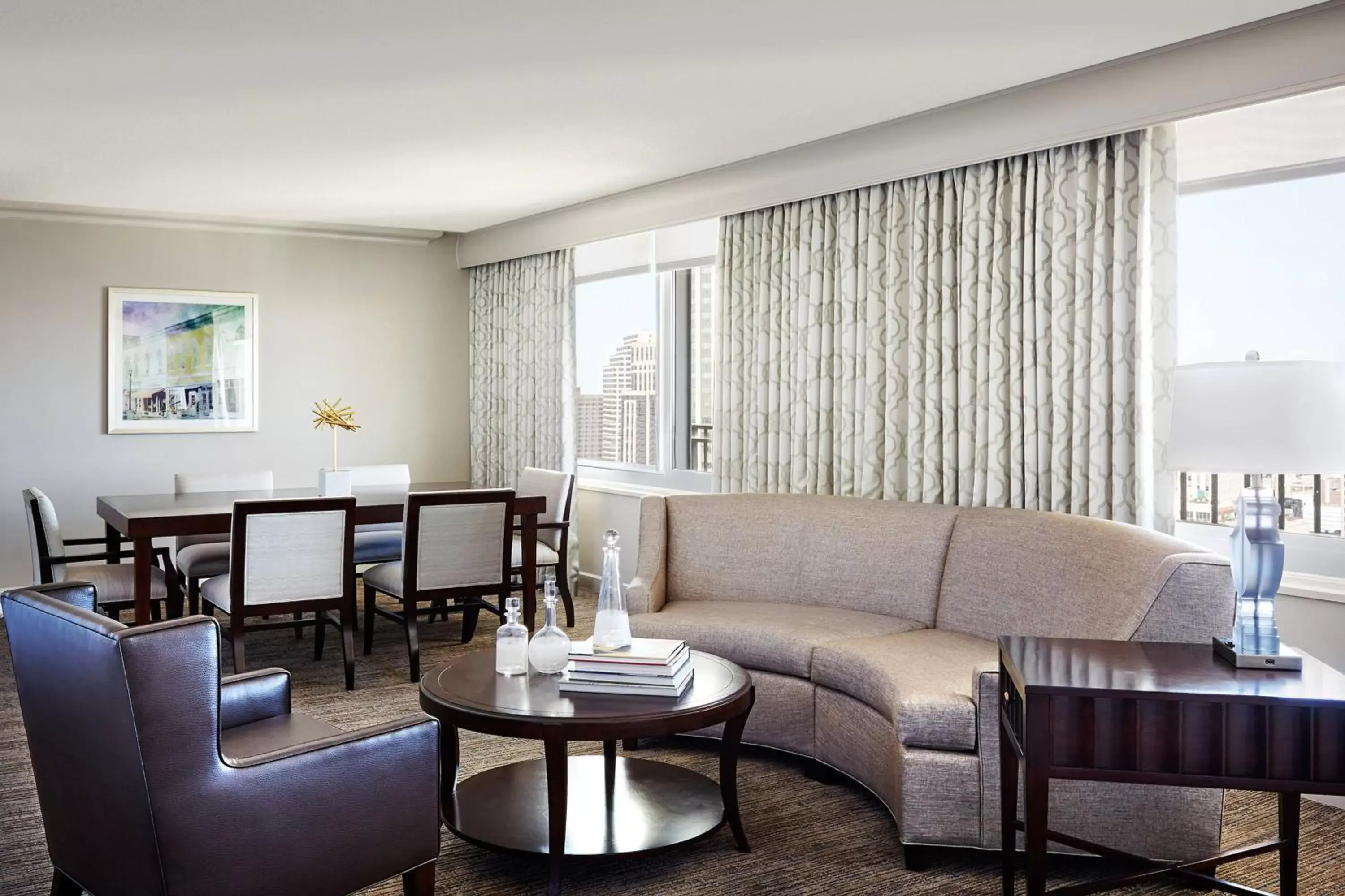 Living room, Seating Area in New Orleans Marriott