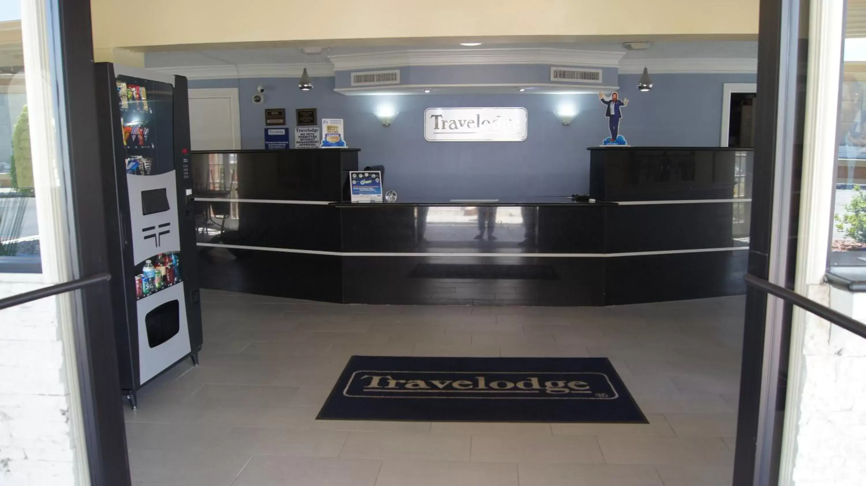 Lobby or reception, Lobby/Reception in Travelodge by Wyndham North Richland Hills/Dallas/Ft Worth