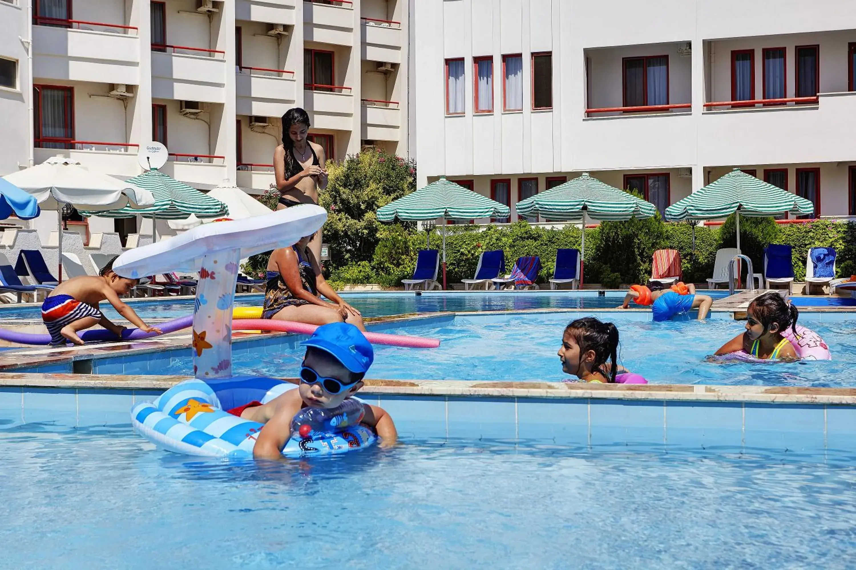 Day, Swimming Pool in Hotel Billurcu