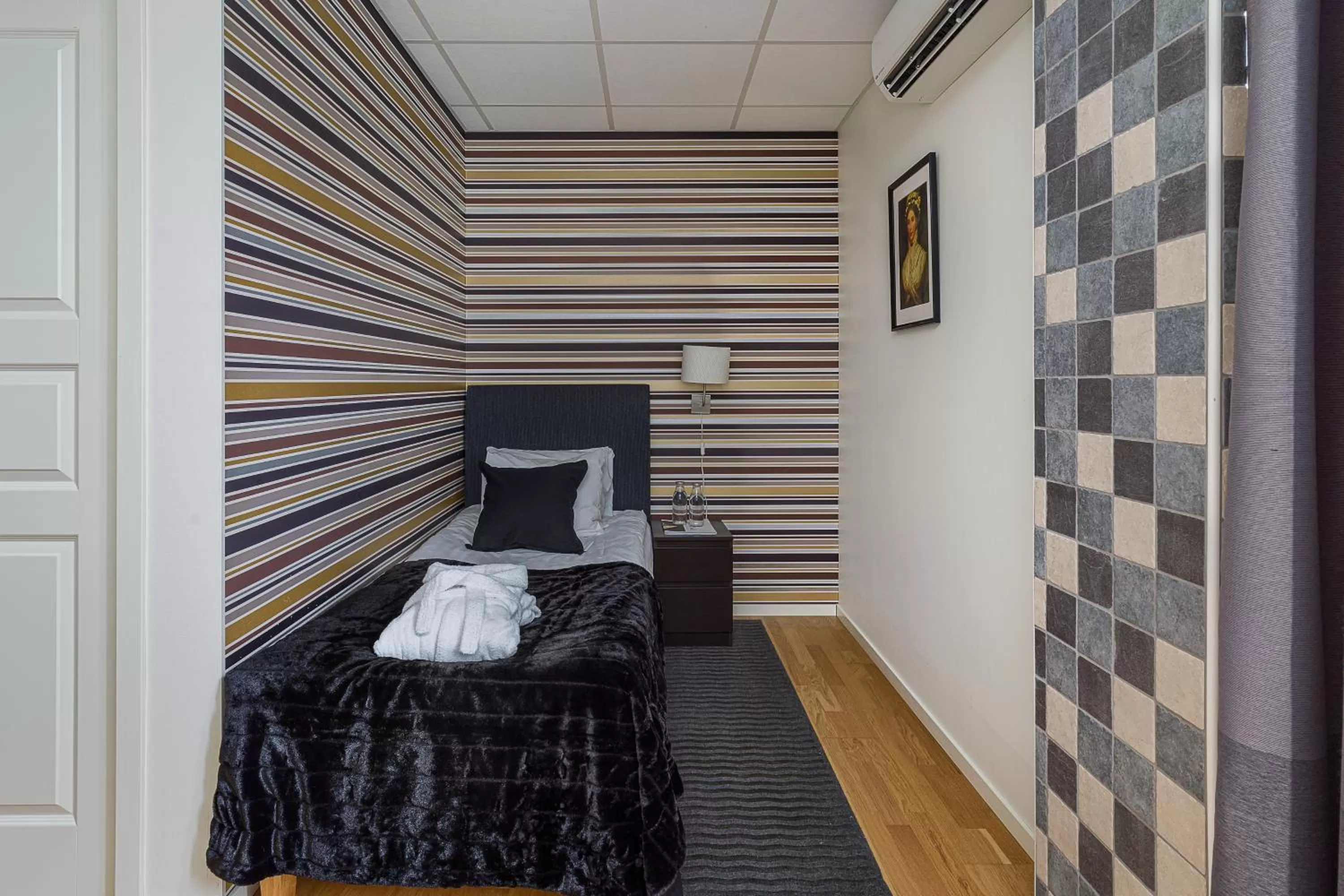 Bed in Fagersta Wärdshuset C. Dickens