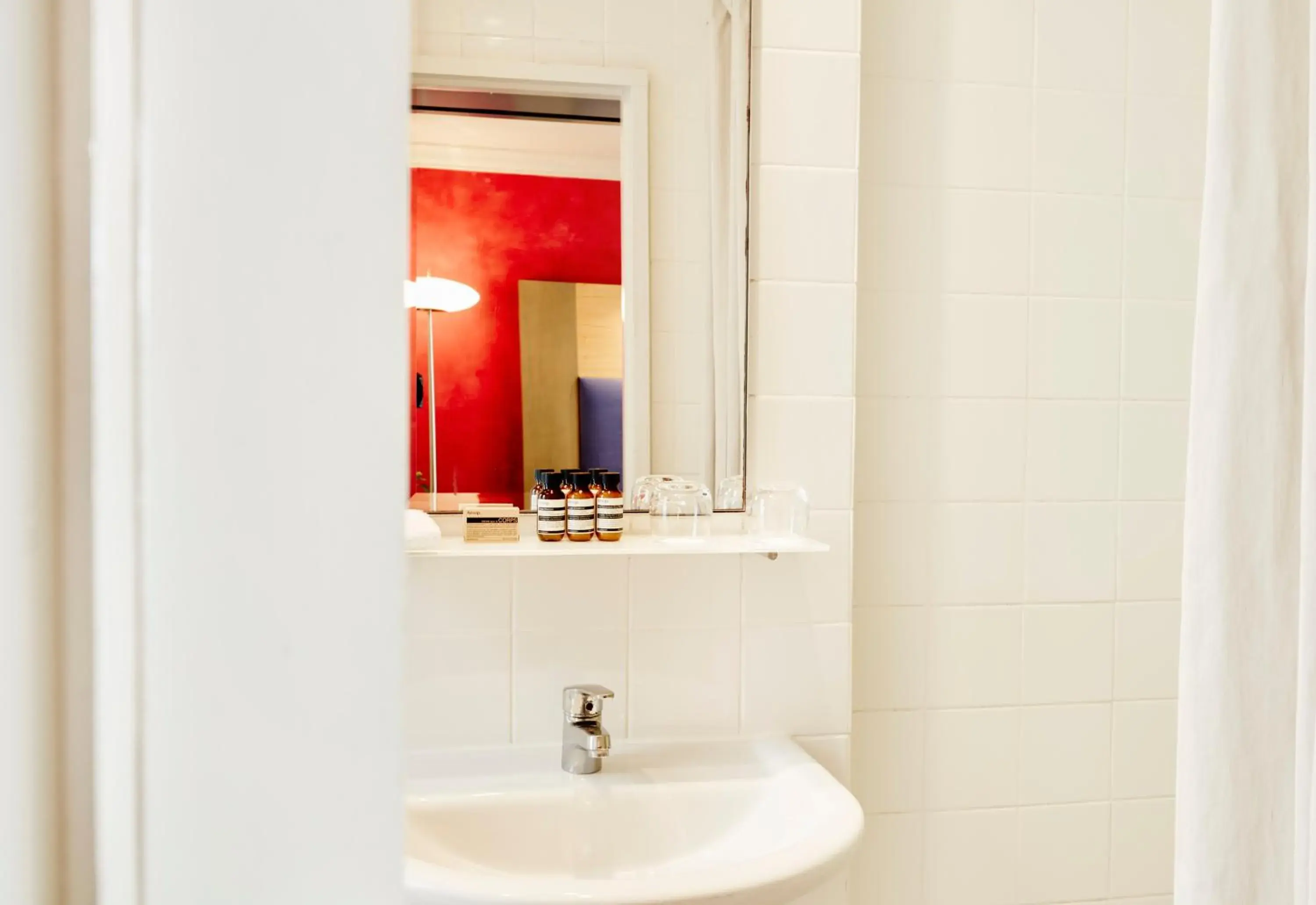 Bathroom in Medusa Hotel Sydney