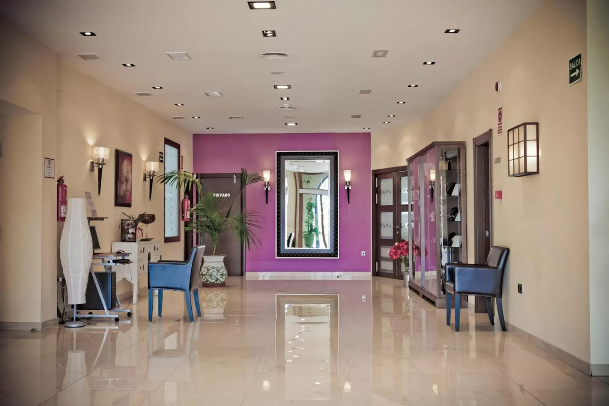 Lobby or reception in Hotel Campos de Baeza Lobby or reception in Hotel Campos de Baeza