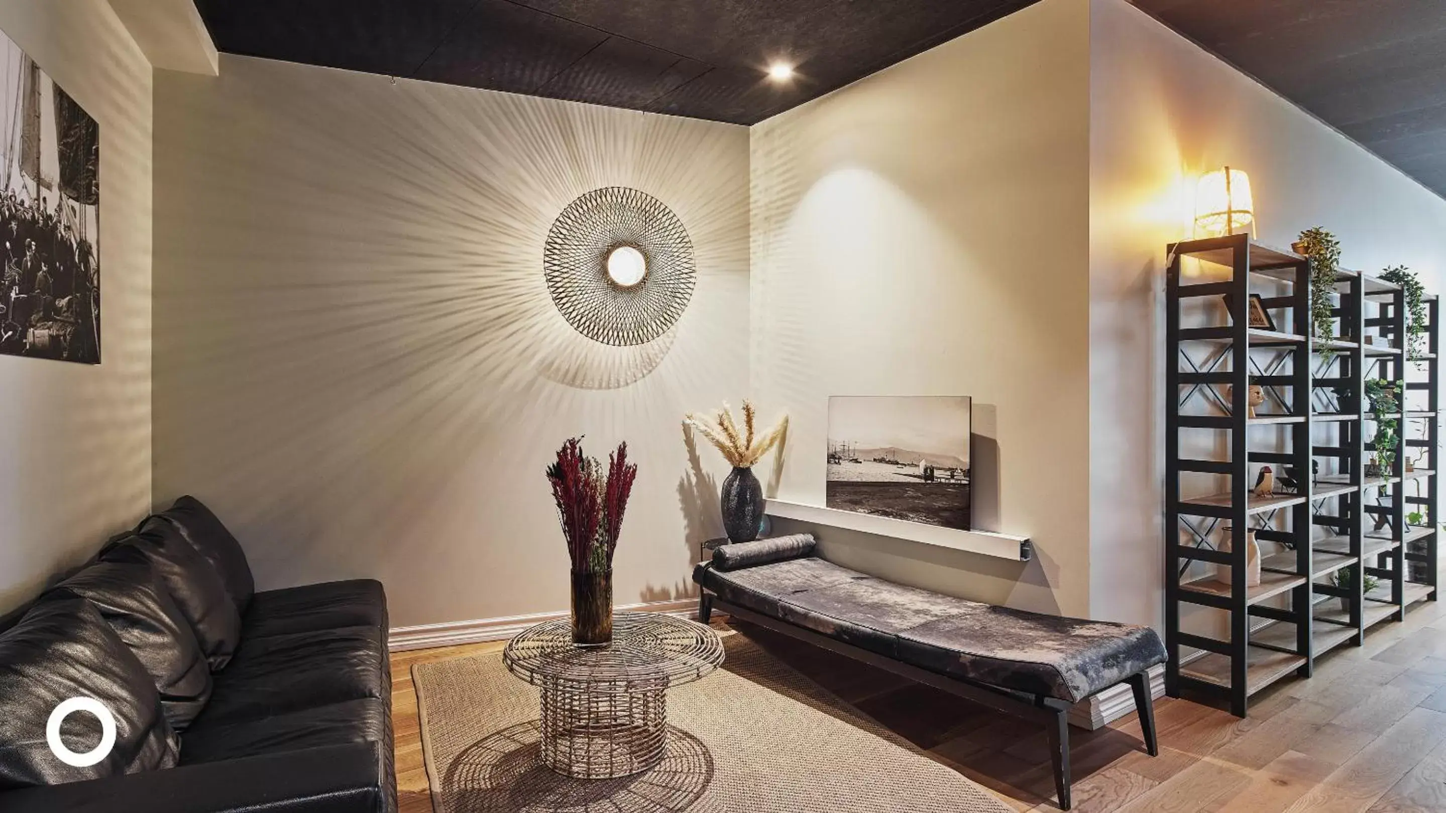 Lounge or bar in Thingholt Hotel Apartments from Center Hotels Lounge or bar in Thingholt Hotel Apartments from Center Hotels