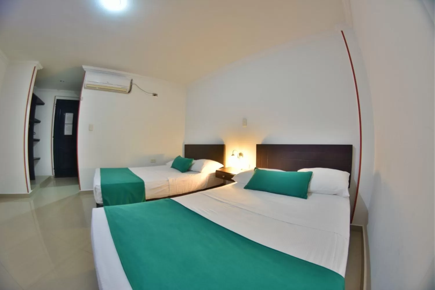 Hotel Montserrat Plaza