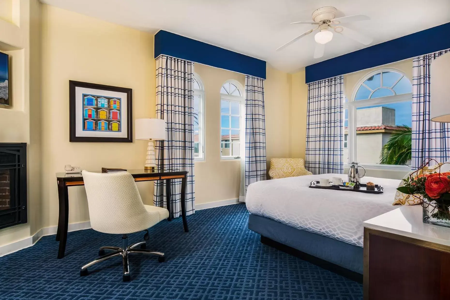 King Room with Kitchenette and Garden View in Grande Colonial La Jolla King Room with Kitchenette and Garden View in Grande Colonial La Jolla