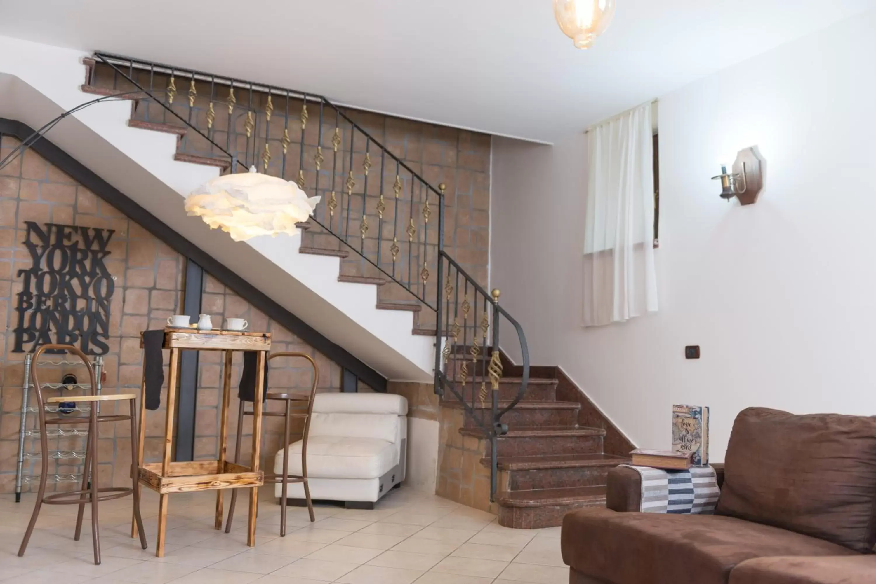 Living room, Seating Area in loft style taverna