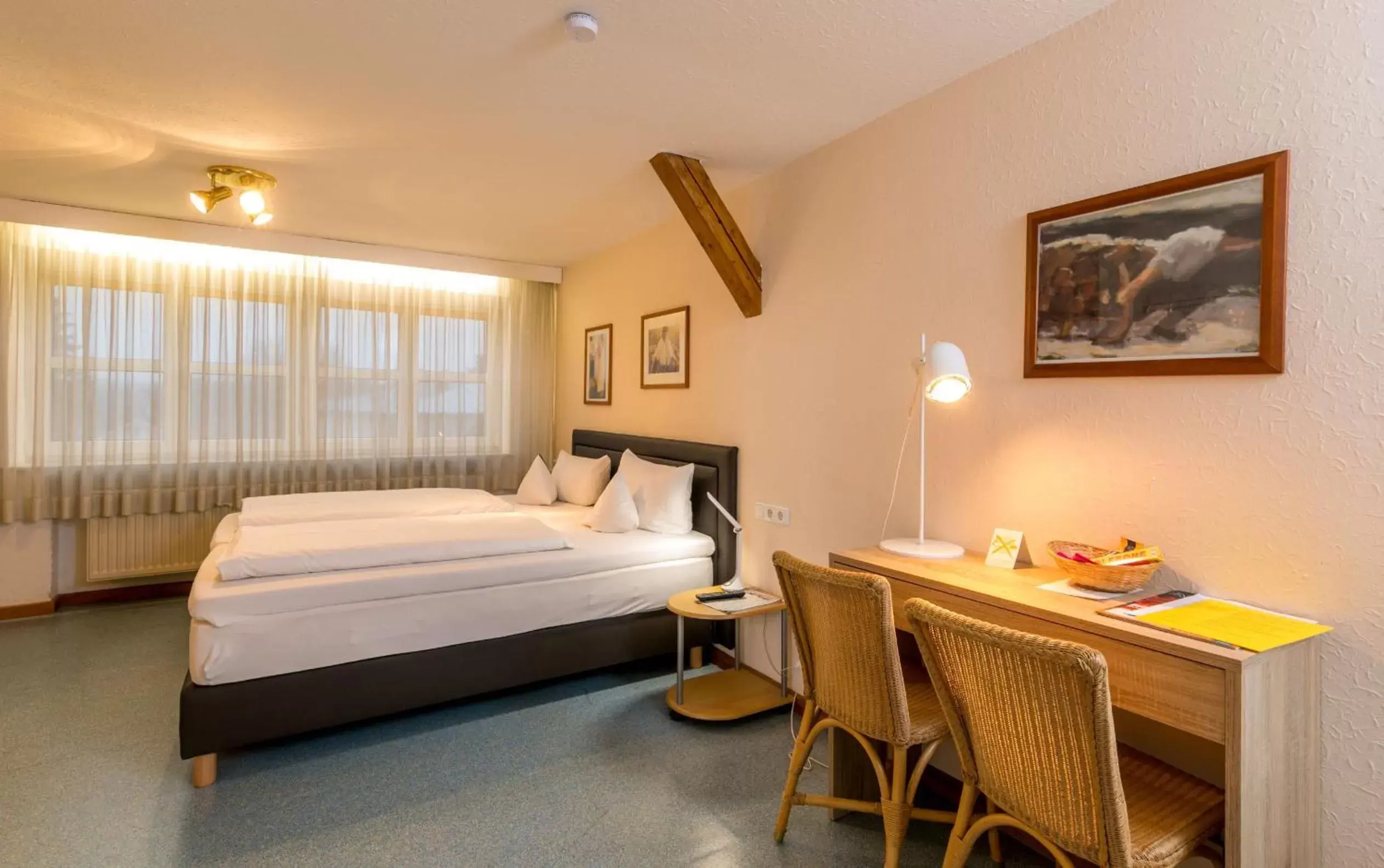 Photo of the whole room, Bed in CityHotel Kempten