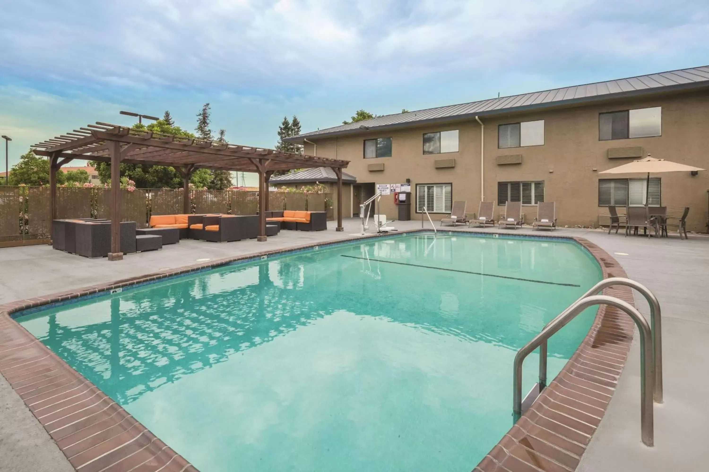 Activities, Swimming Pool in La Quinta by Wyndham San Jose Airport