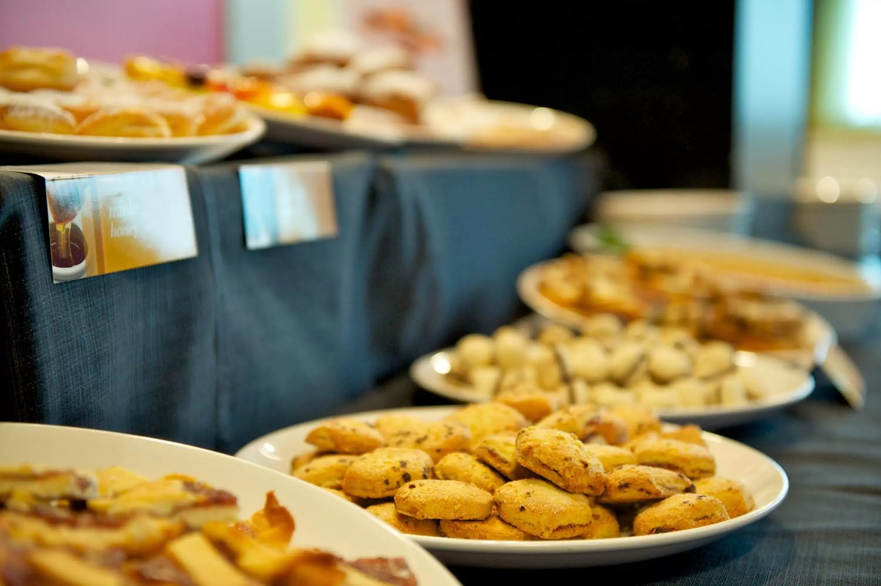 Continental breakfast, Food in Mercure Nerocubo Rovereto