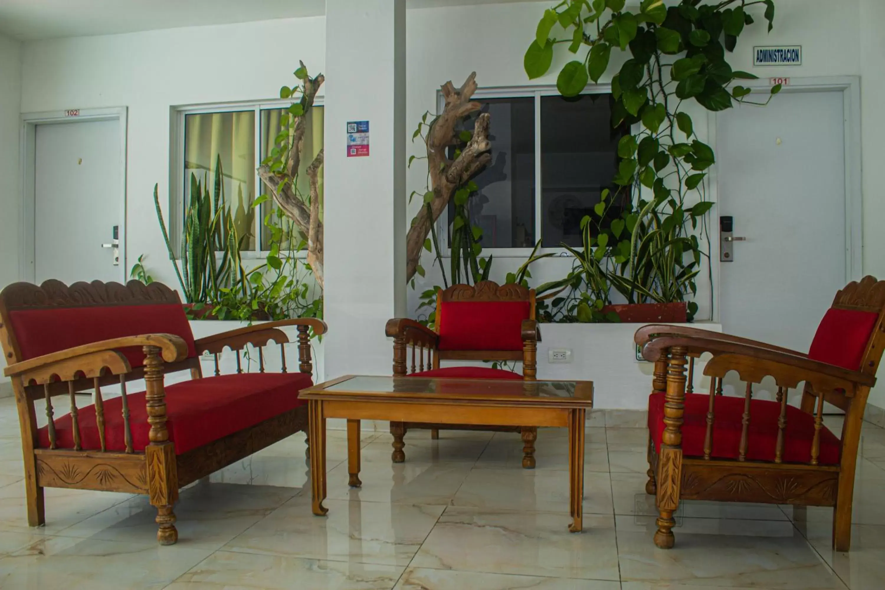 Patio, Seating Area in Hotel Isla Capri