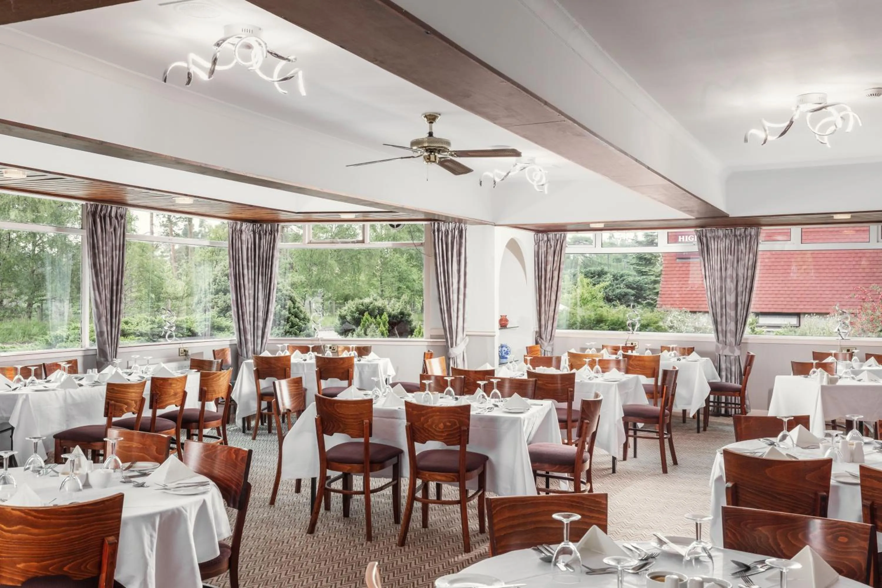 Restaurant/places to eat in Highlander Hotel ‘A Bespoke Hotel’