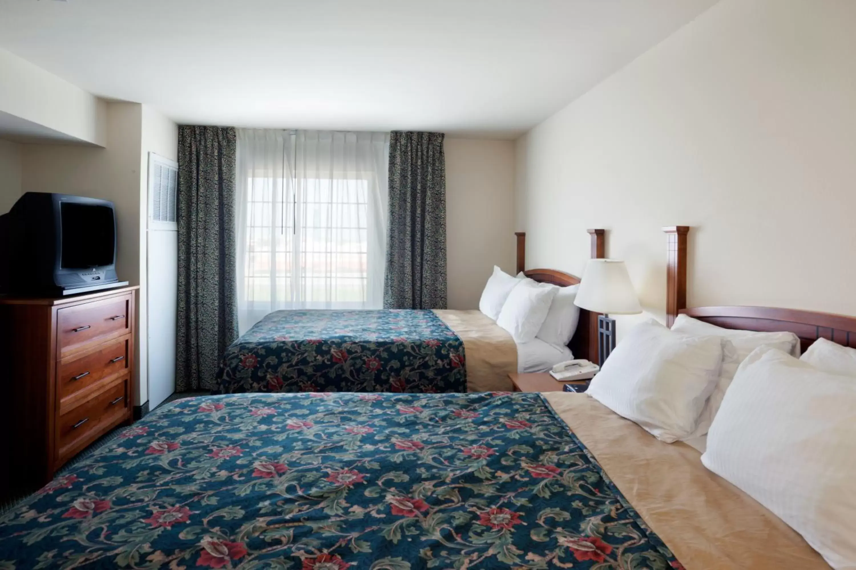 Bedroom, Bed in Staybridge Suites - Brownsville, an IHG Hotel