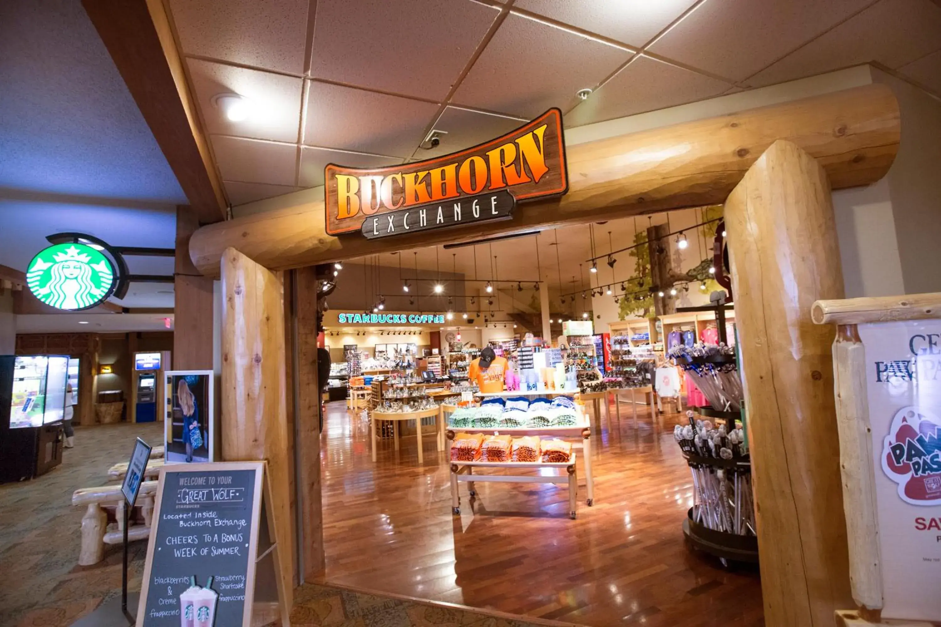 On-site shops in Great Wolf Lodge - Cincinatti / Mason OH