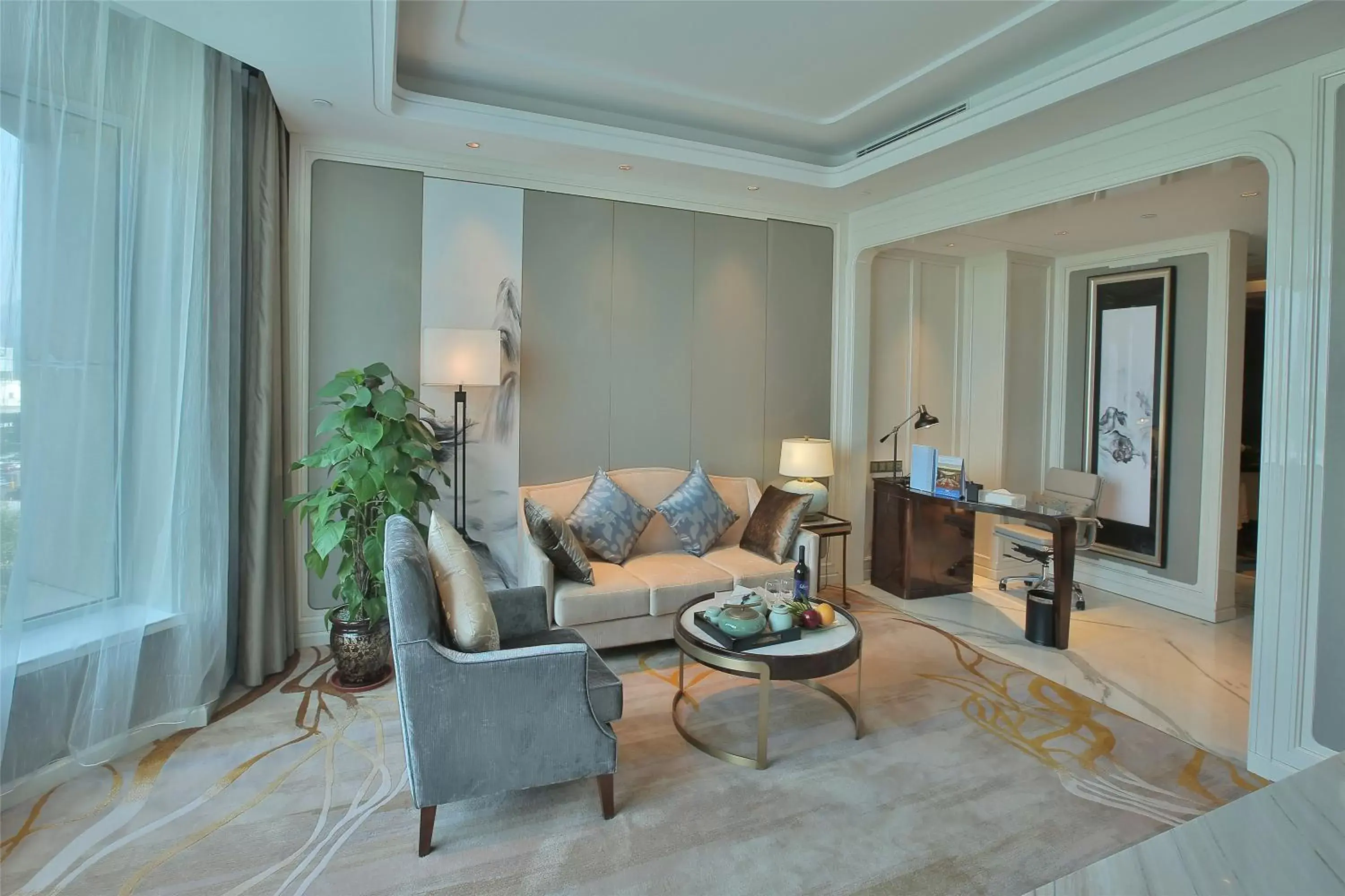 Living room, Seating Area in Wyndham Qingdao