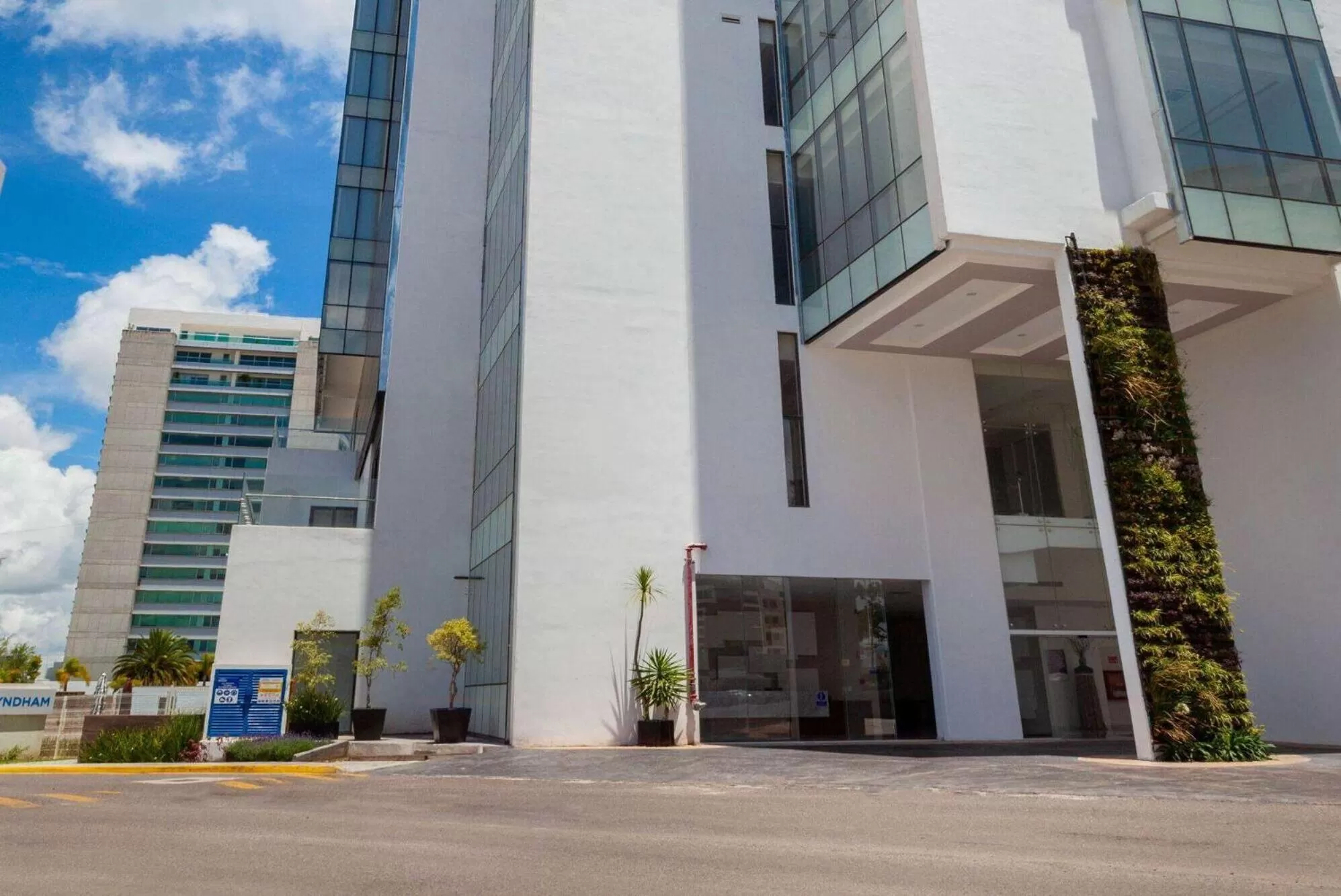 Property building in Wyndham Puebla Angelopolis