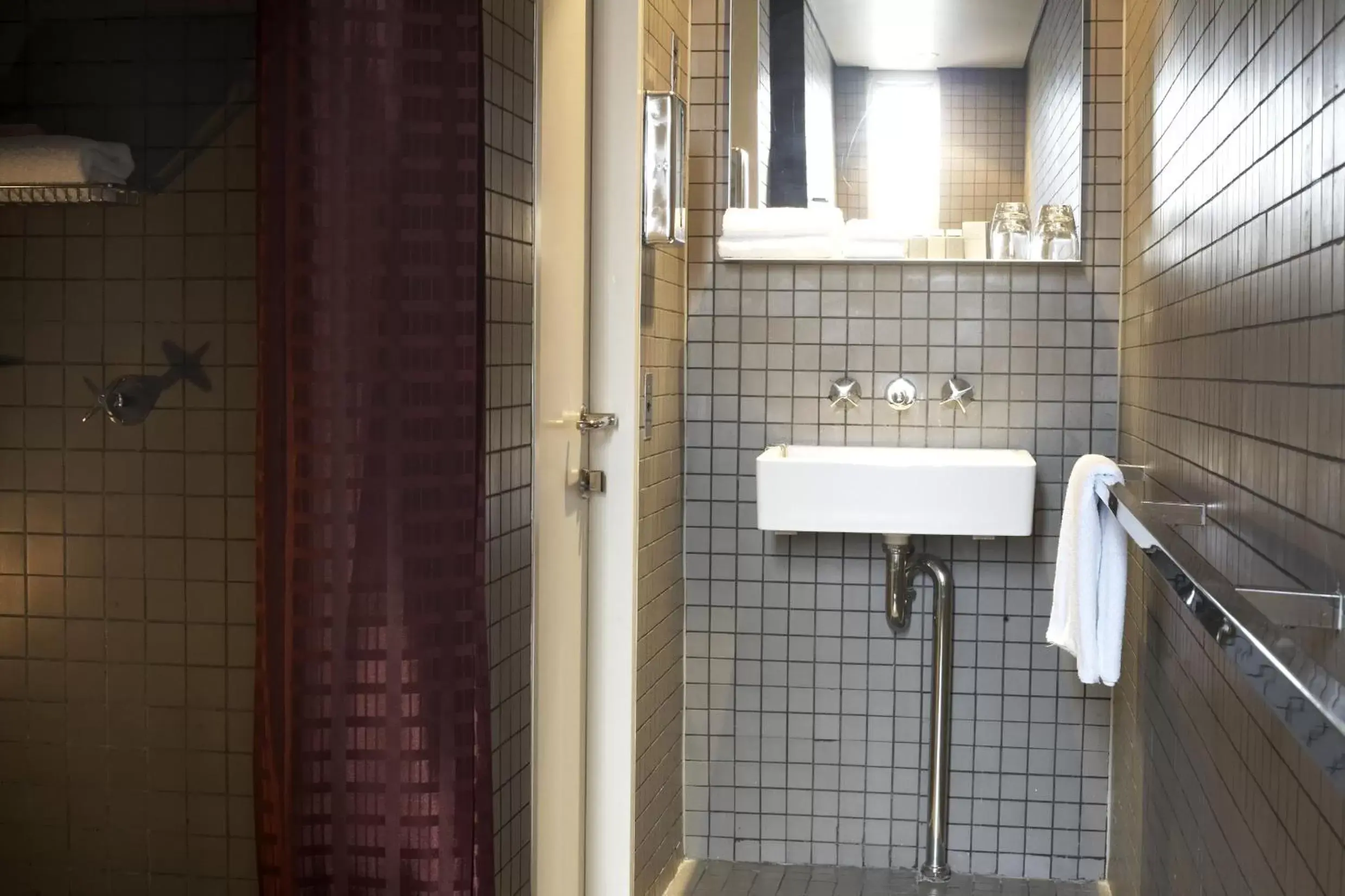Bathroom in Kirketon Hotel Sydney