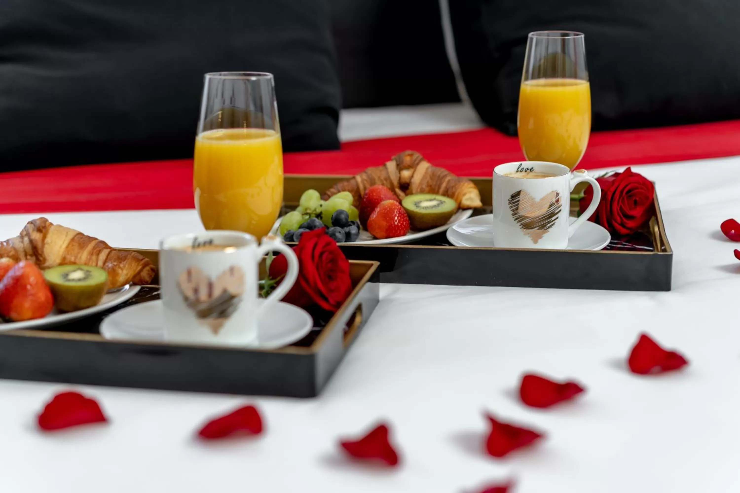 Breakfast in Komorowski Luxury Guest Rooms