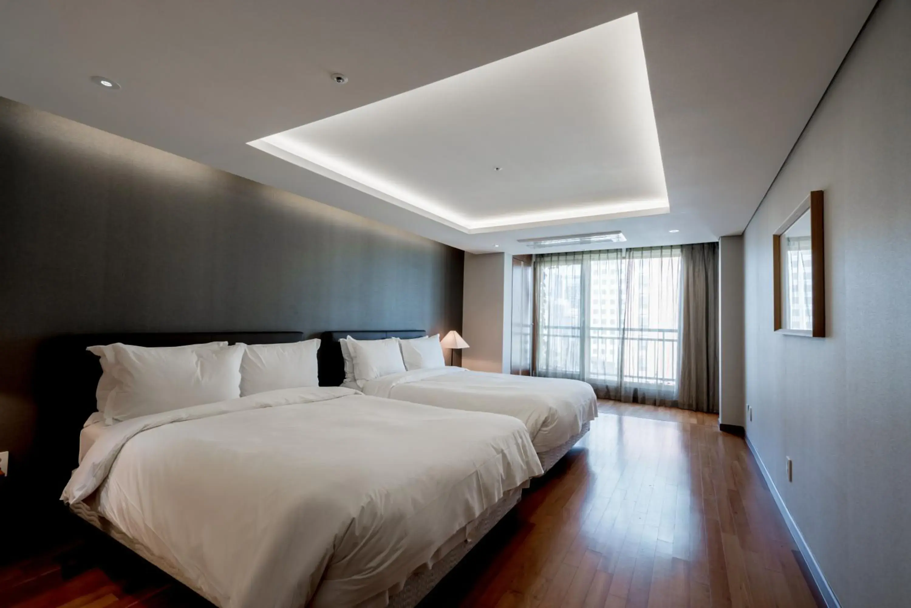 Bed in Oriens Hotel & Residences Myeongdong