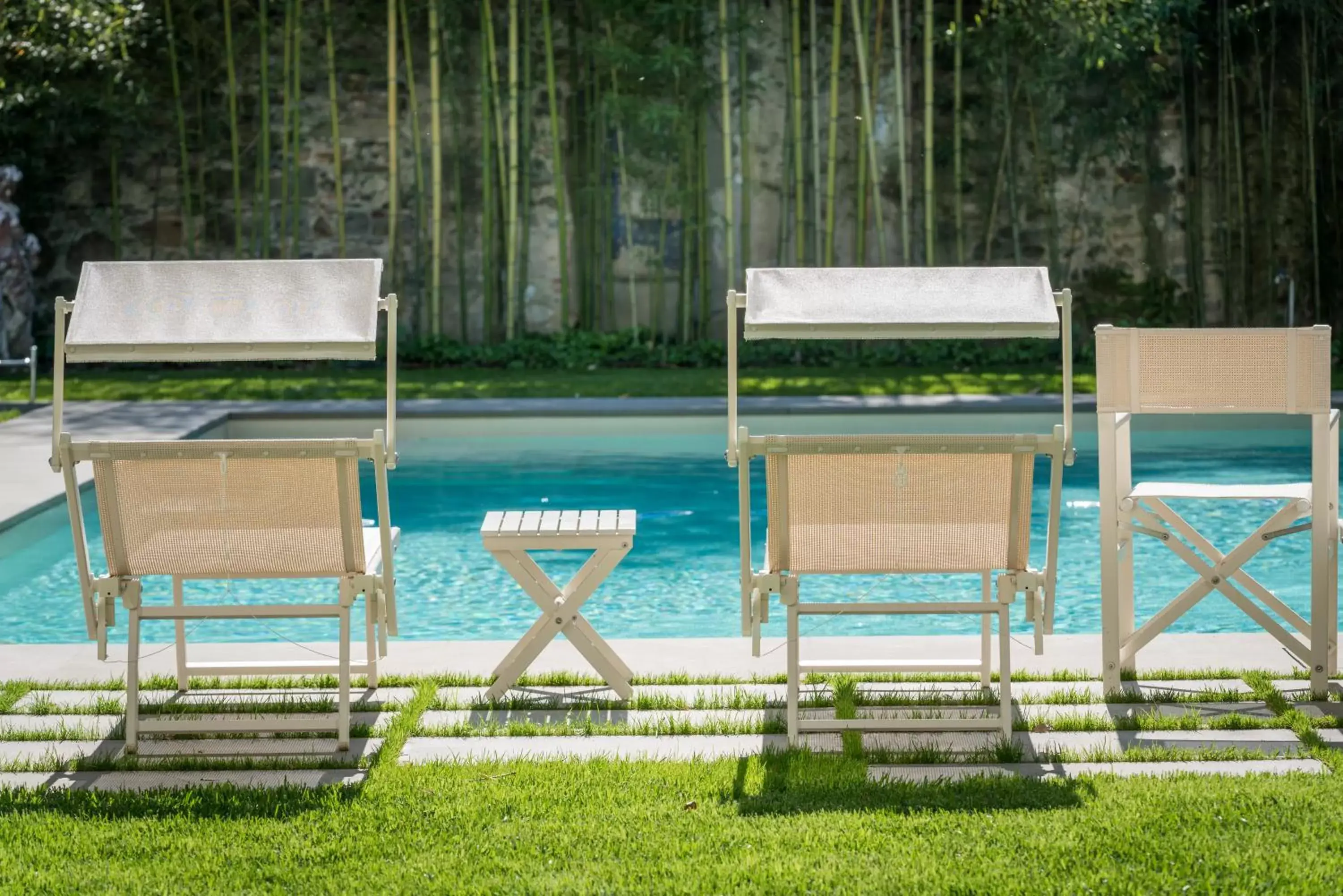 Swimming Pool in Villa Neroli