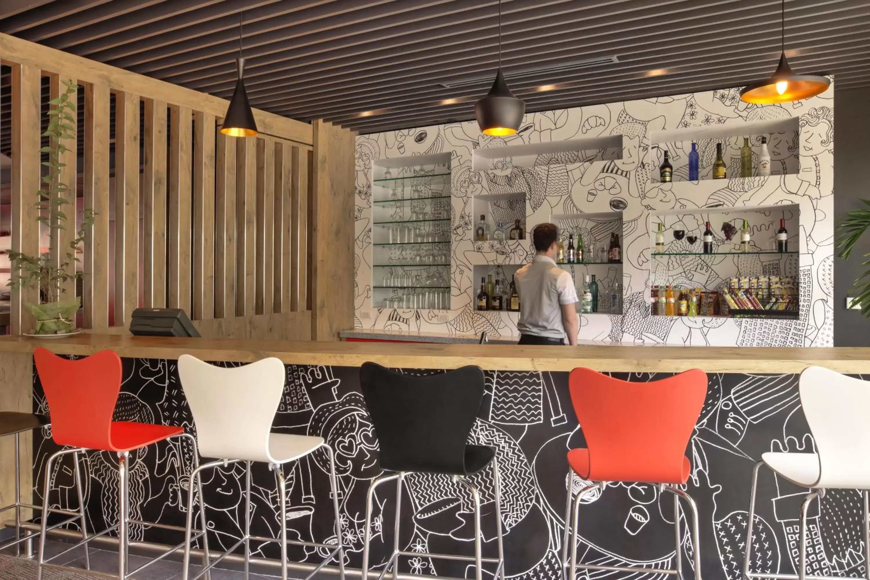 Lounge or bar in Ibis Guadalajara Expo Lounge or bar in Ibis Guadalajara Expo