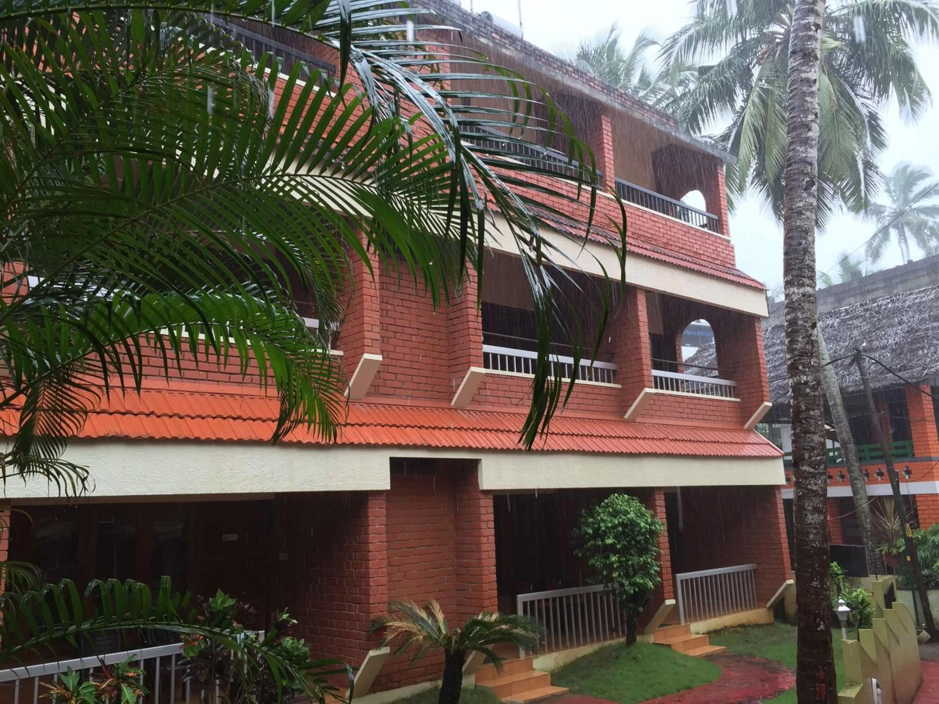 Garden view in Hotel Thushara