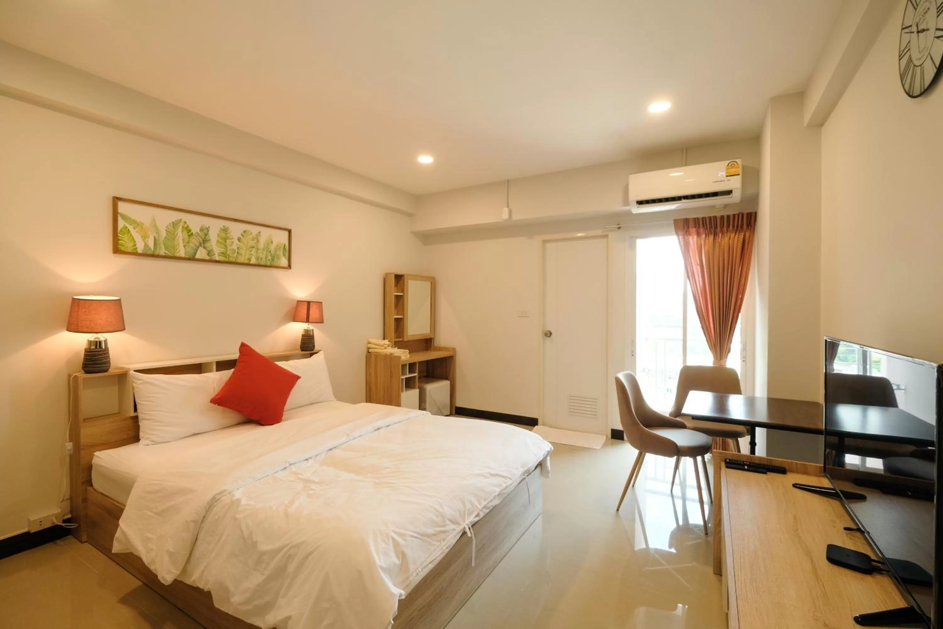 Bedroom, Bed in U Sabai Hotel Bangkok