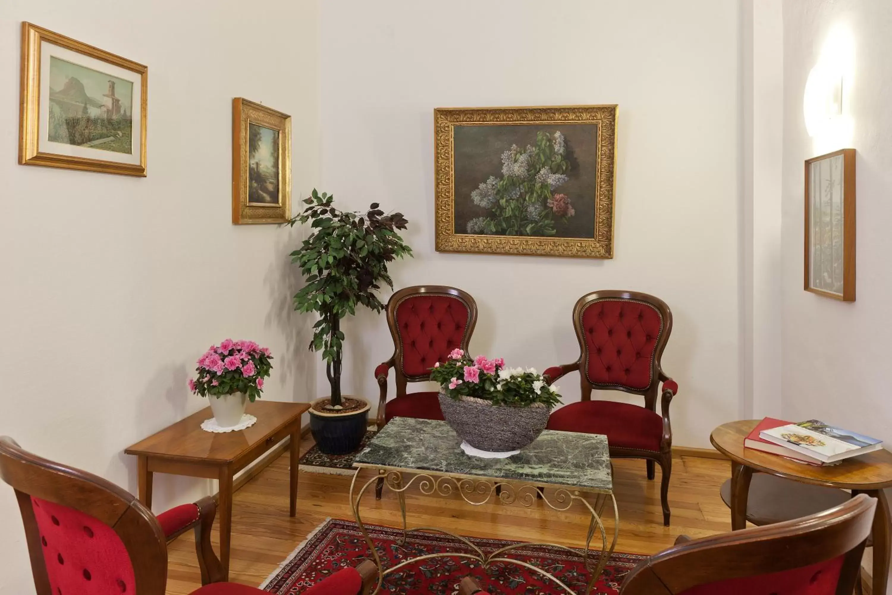 Lobby or reception, Seating Area in Hotel Zurigo Downtown