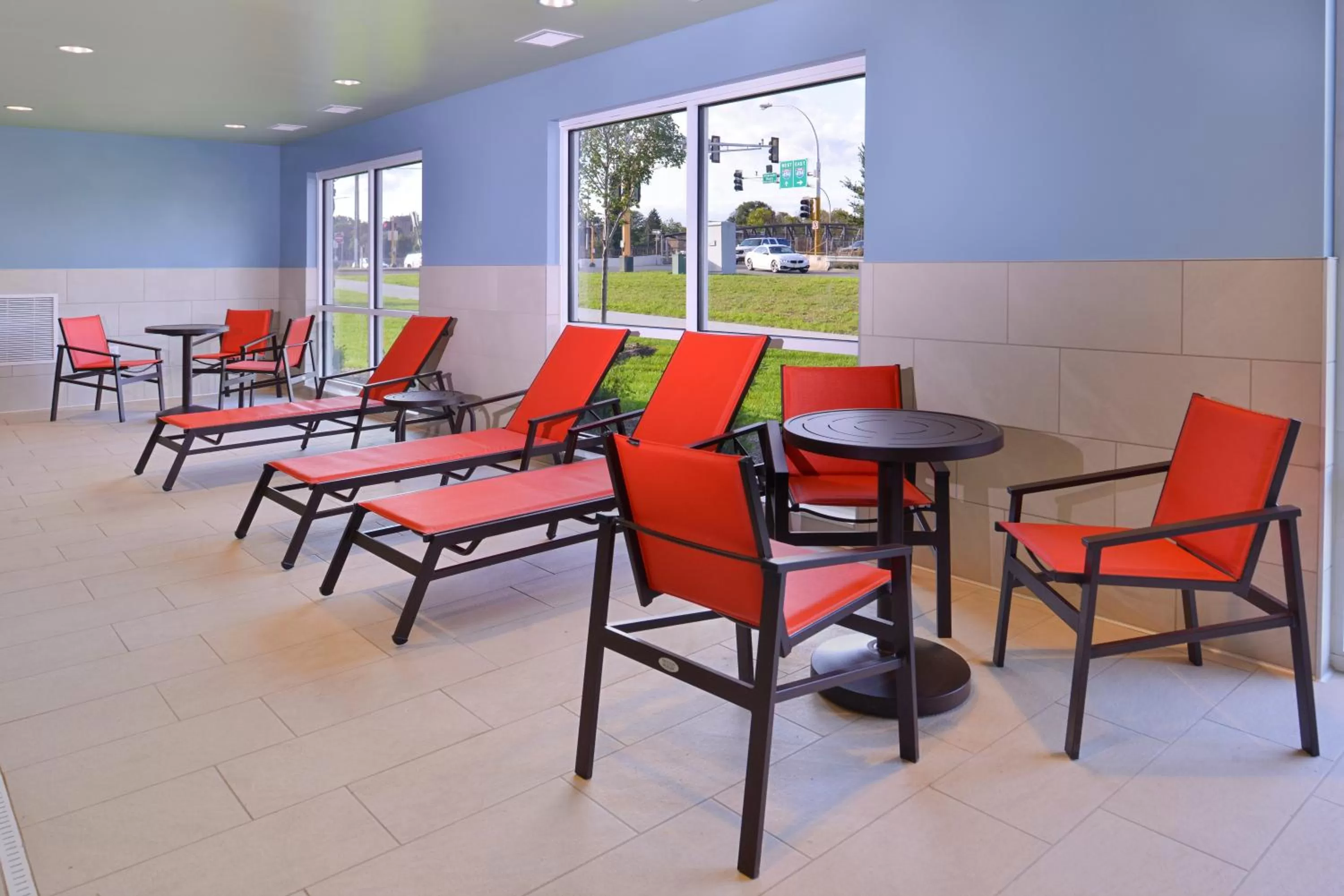 Swimming pool in Holiday Inn Express & Suites - Mall of America - MSP Airport by IHG