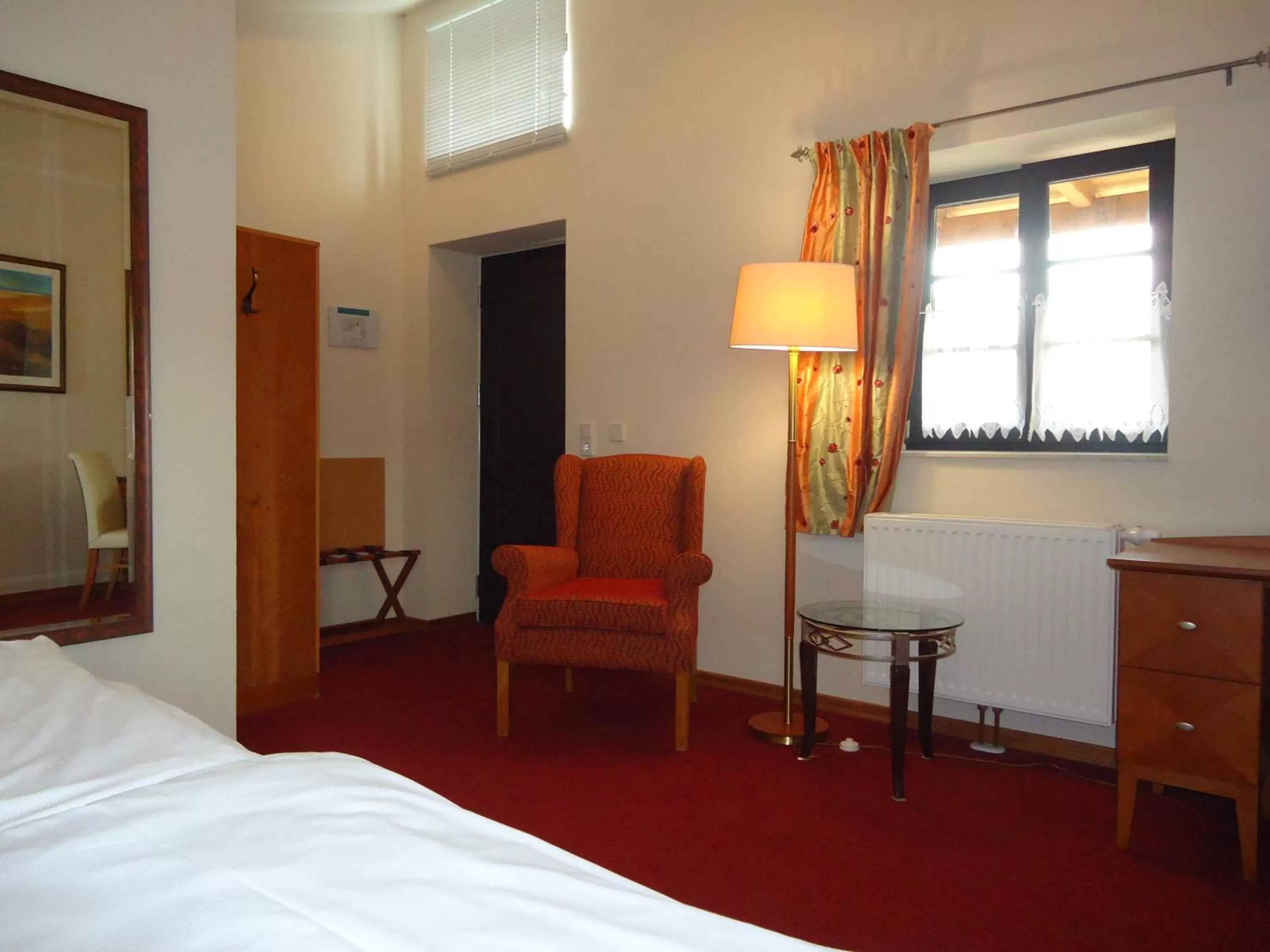 Day, Bed in Hotel und Restaurant Haus Sajons