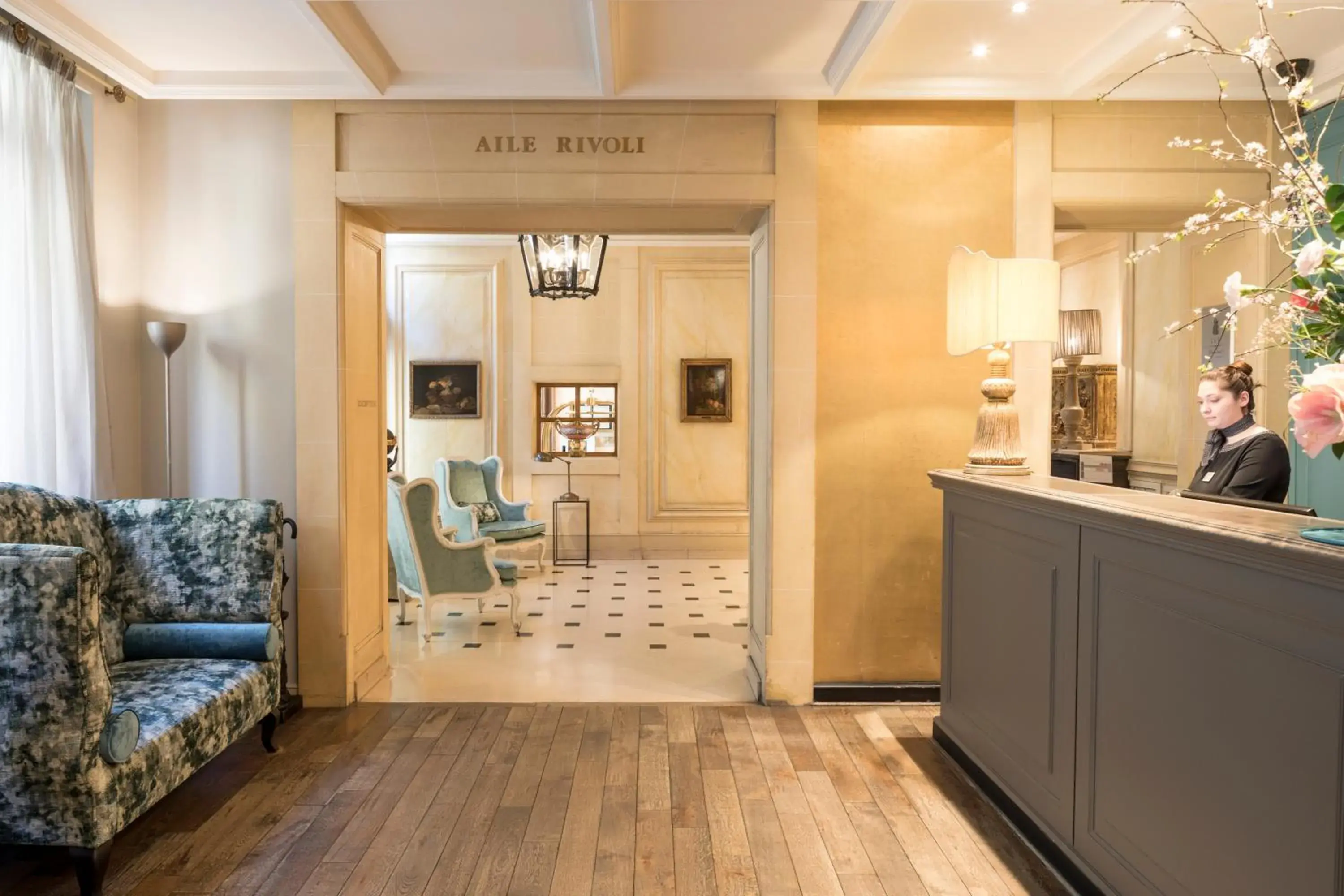 Lobby or reception in Castille Paris – Starhotels Collezione