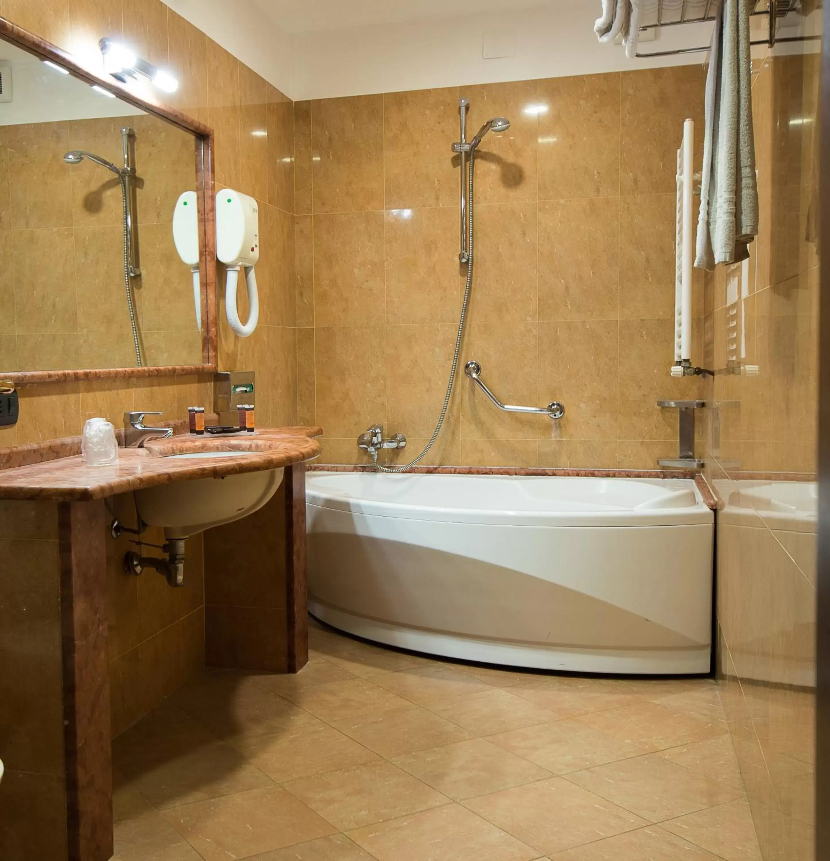 Bathroom in Hotel Della Valle