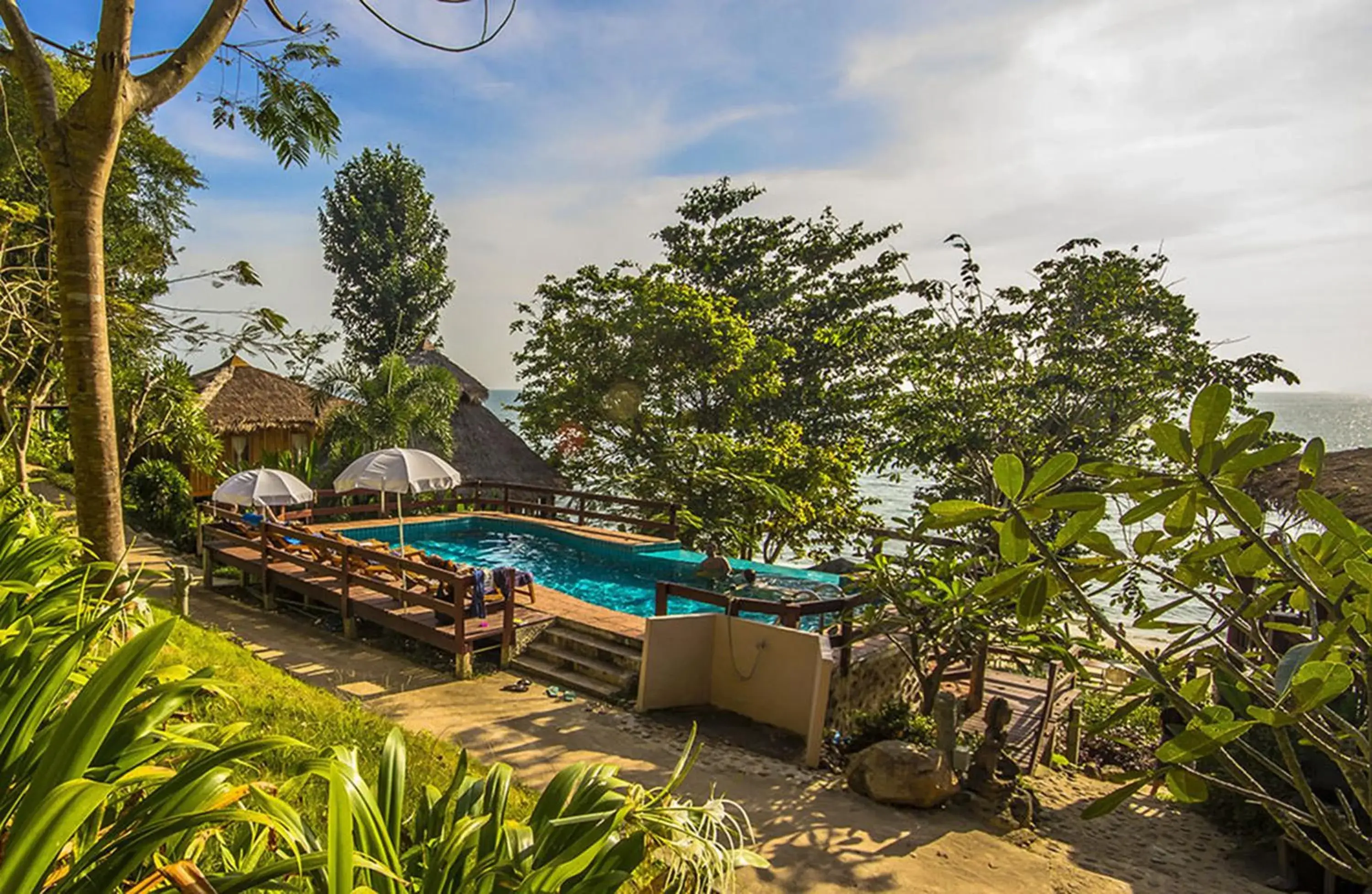 Swimming Pool in Koh Jum Resort