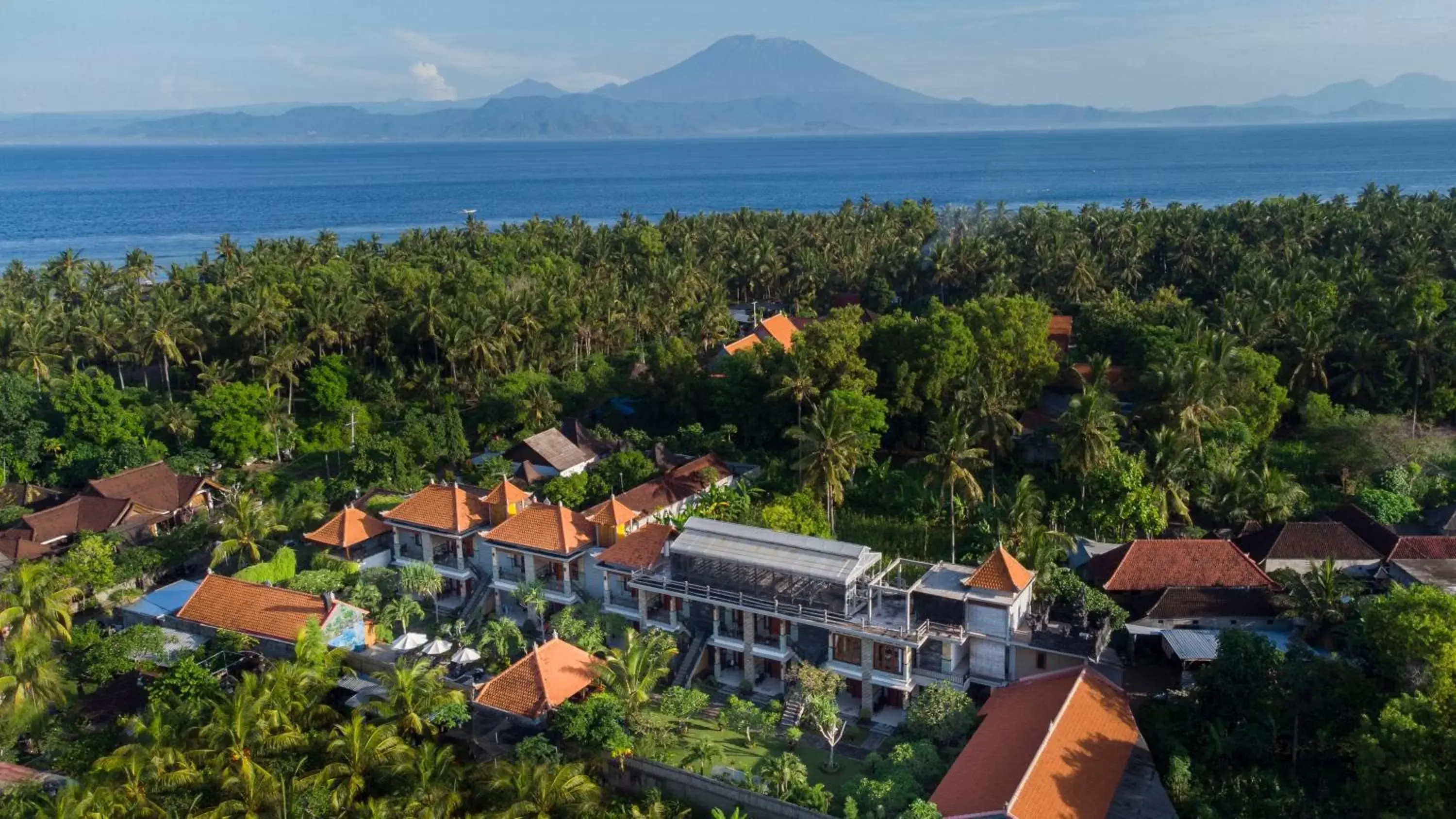 Property building, Bird's-eye View in Hotel Arsa Santhi Nusa Penida