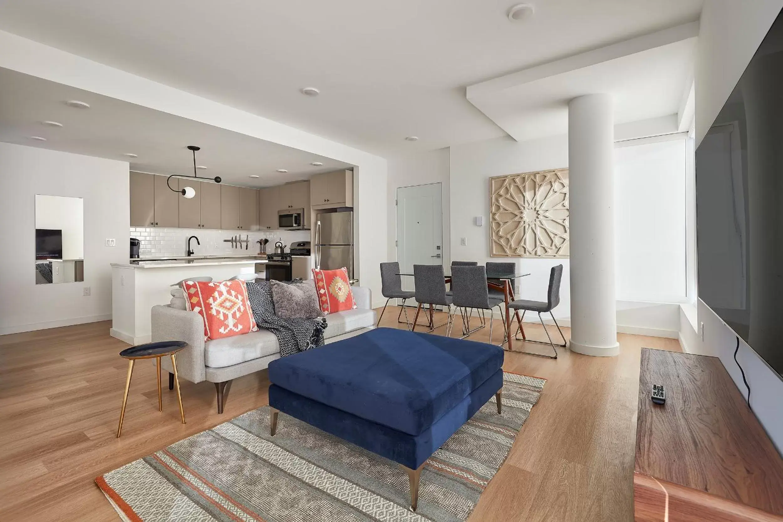 Living room, Seating Area in Harmony Lofts on Jackson 2