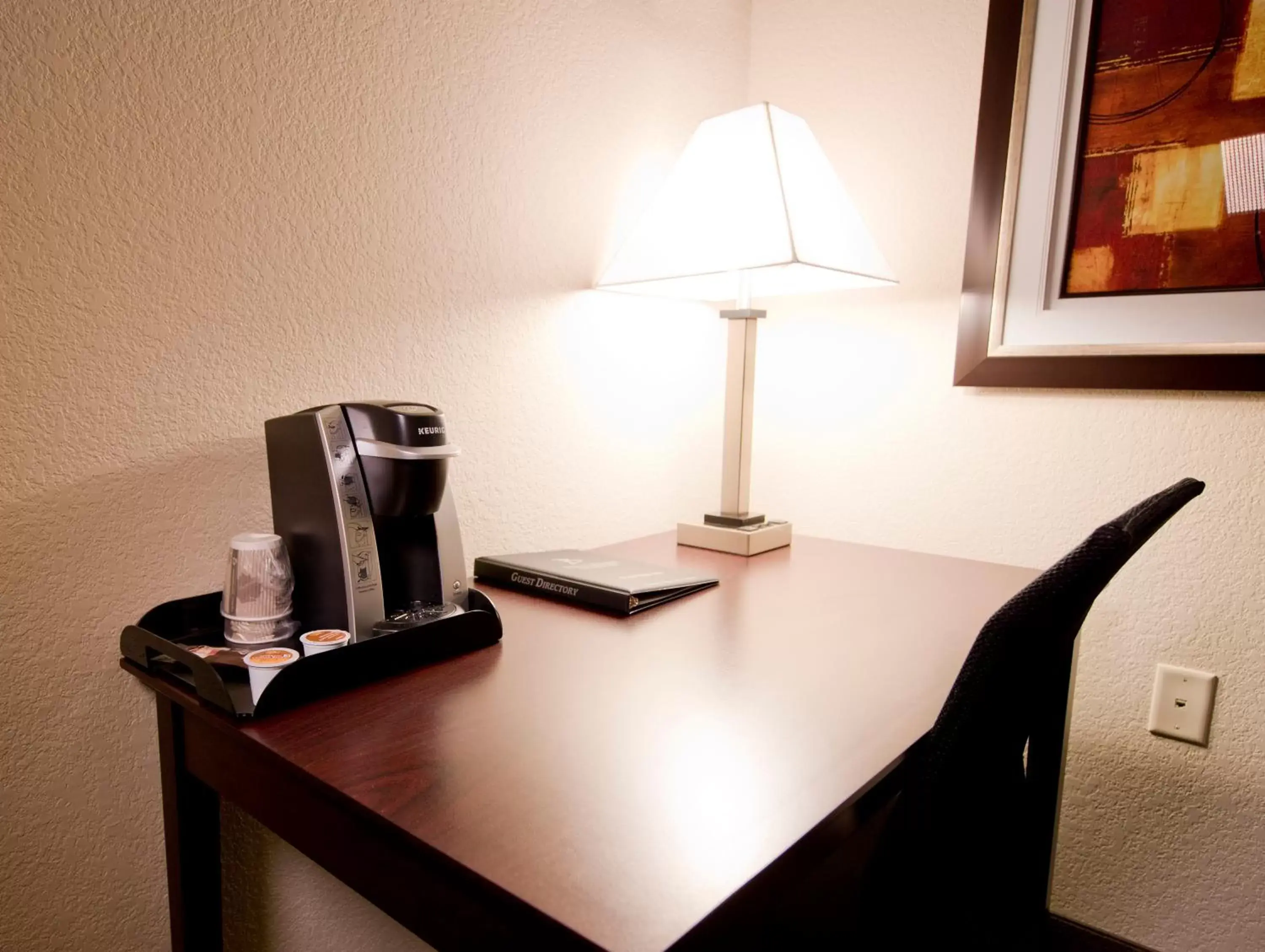 Coffee/tea facilities in Cobblestone Inn & Suites – Manchester