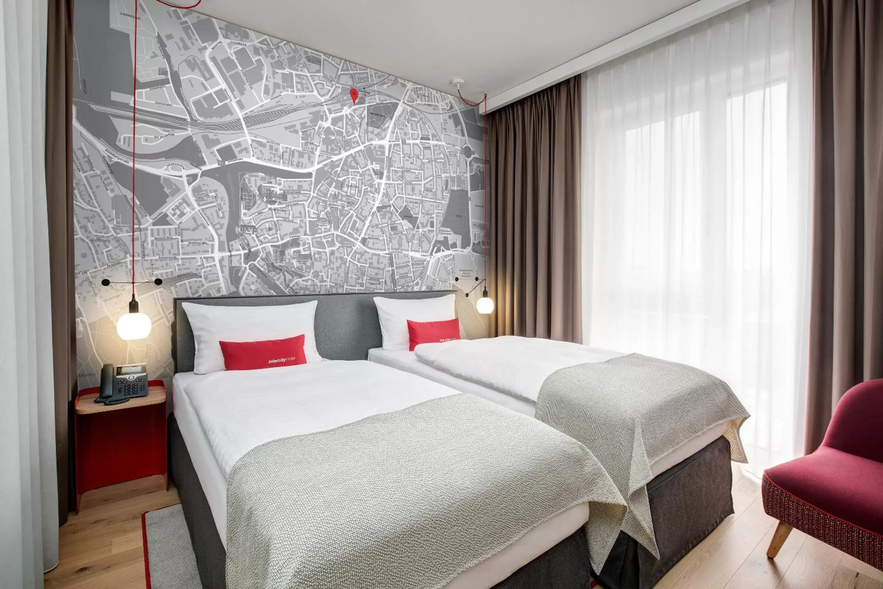 Photo of the whole room, Bed in IntercityHotel Dortmund