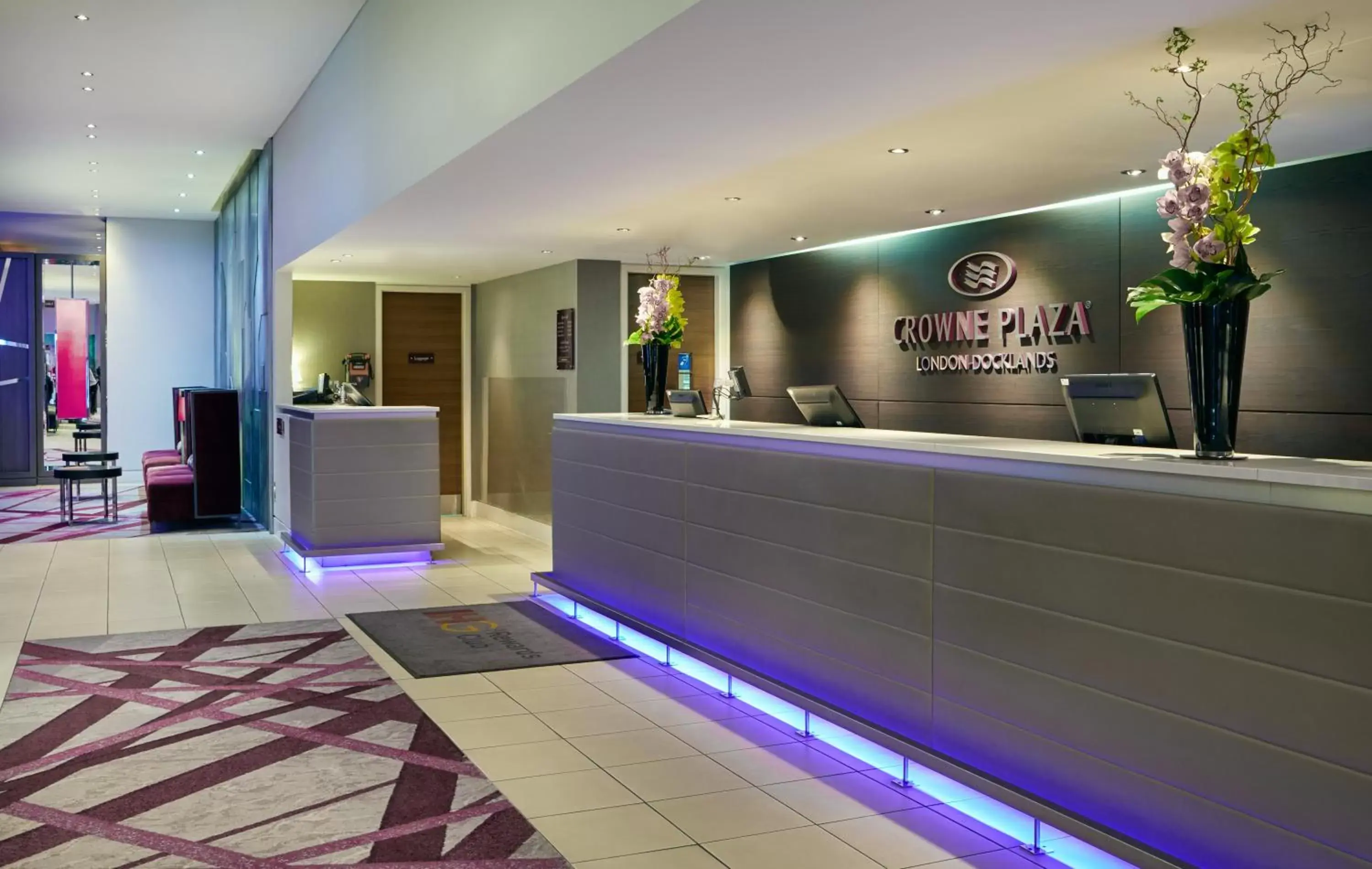 Property building, Lobby/Reception in Crowne Plaza London - Docklands, an IHG Hotel