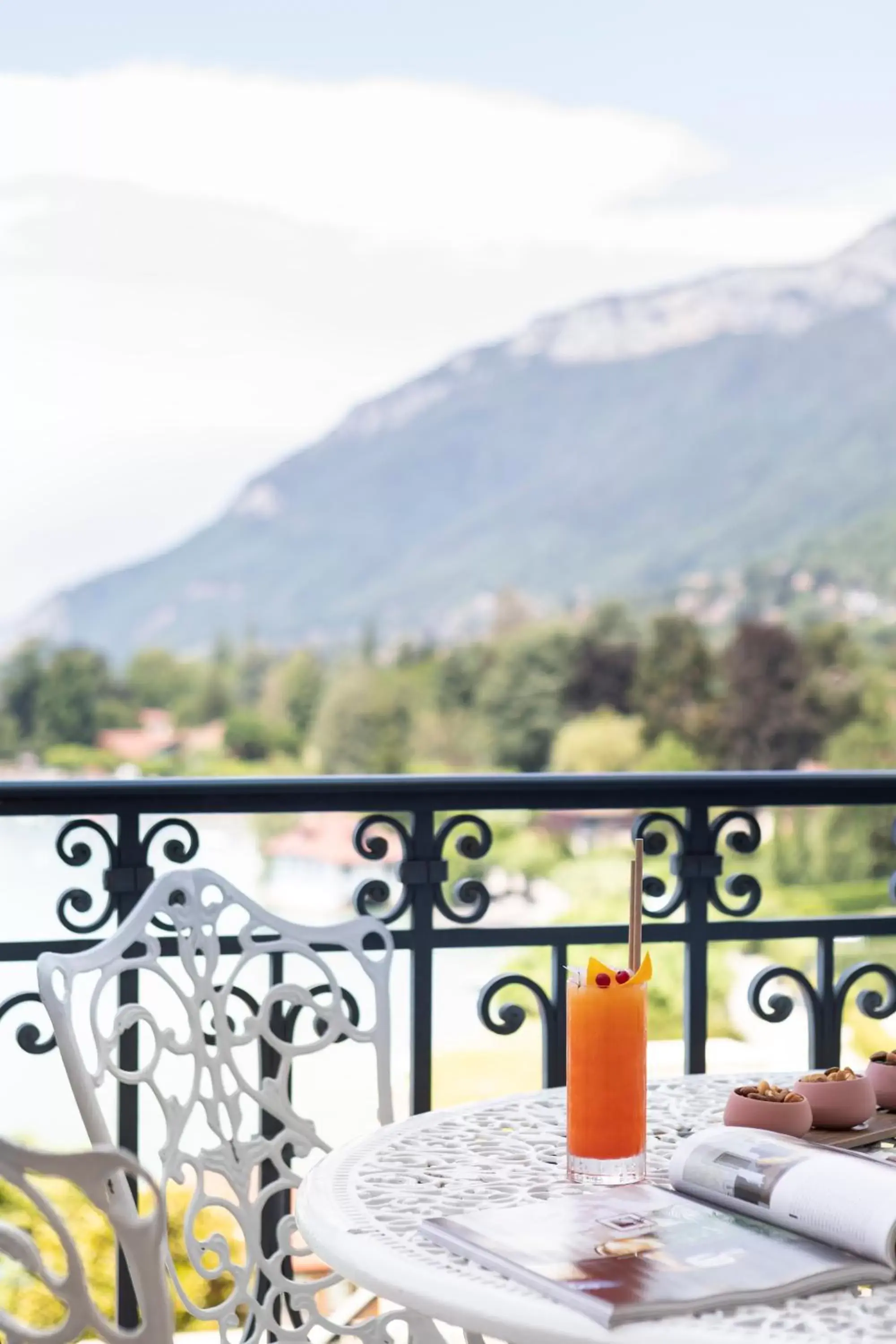 Lake view, Mountain View in Le Palace De Menthon