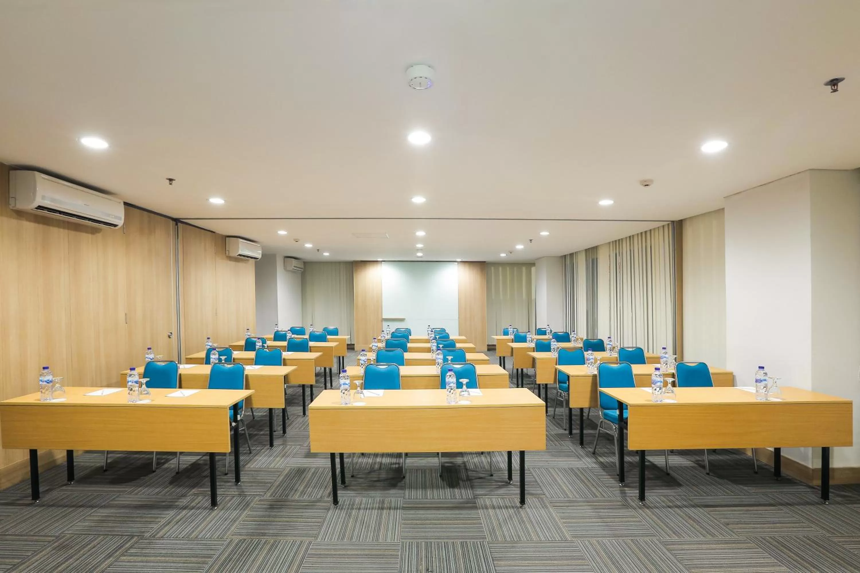Meeting/conference room in Hotel Citradream Cirebon