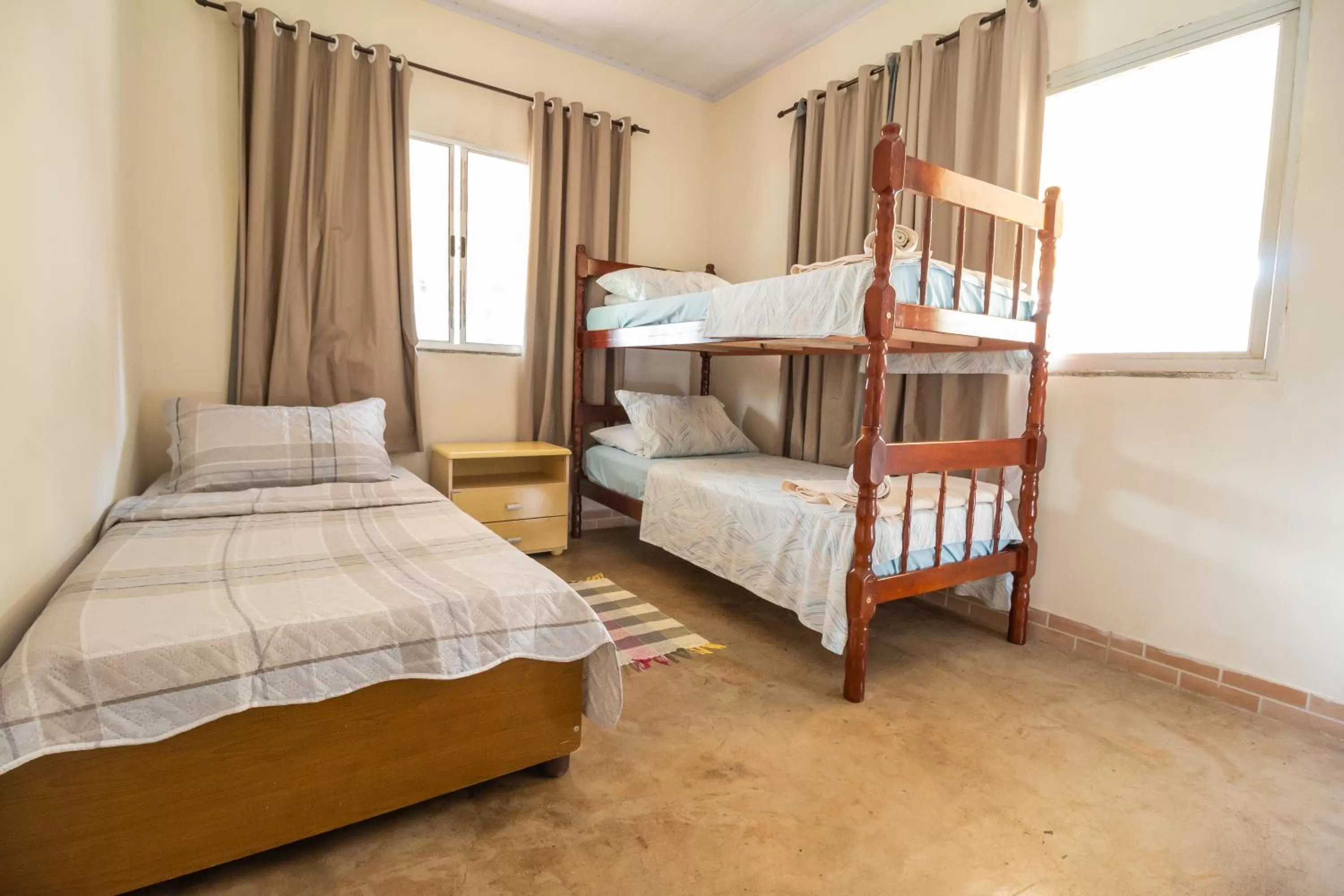 Photo of the whole room, Bed in A Casa Morro do Moreno
