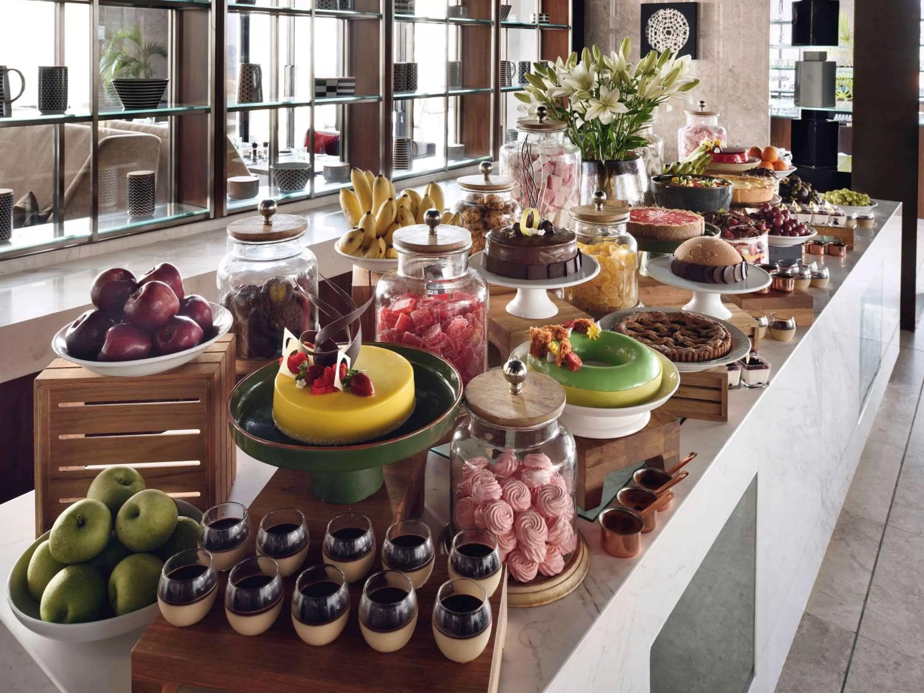 Restaurant/places to eat in Mövenpick Hotel Colombo