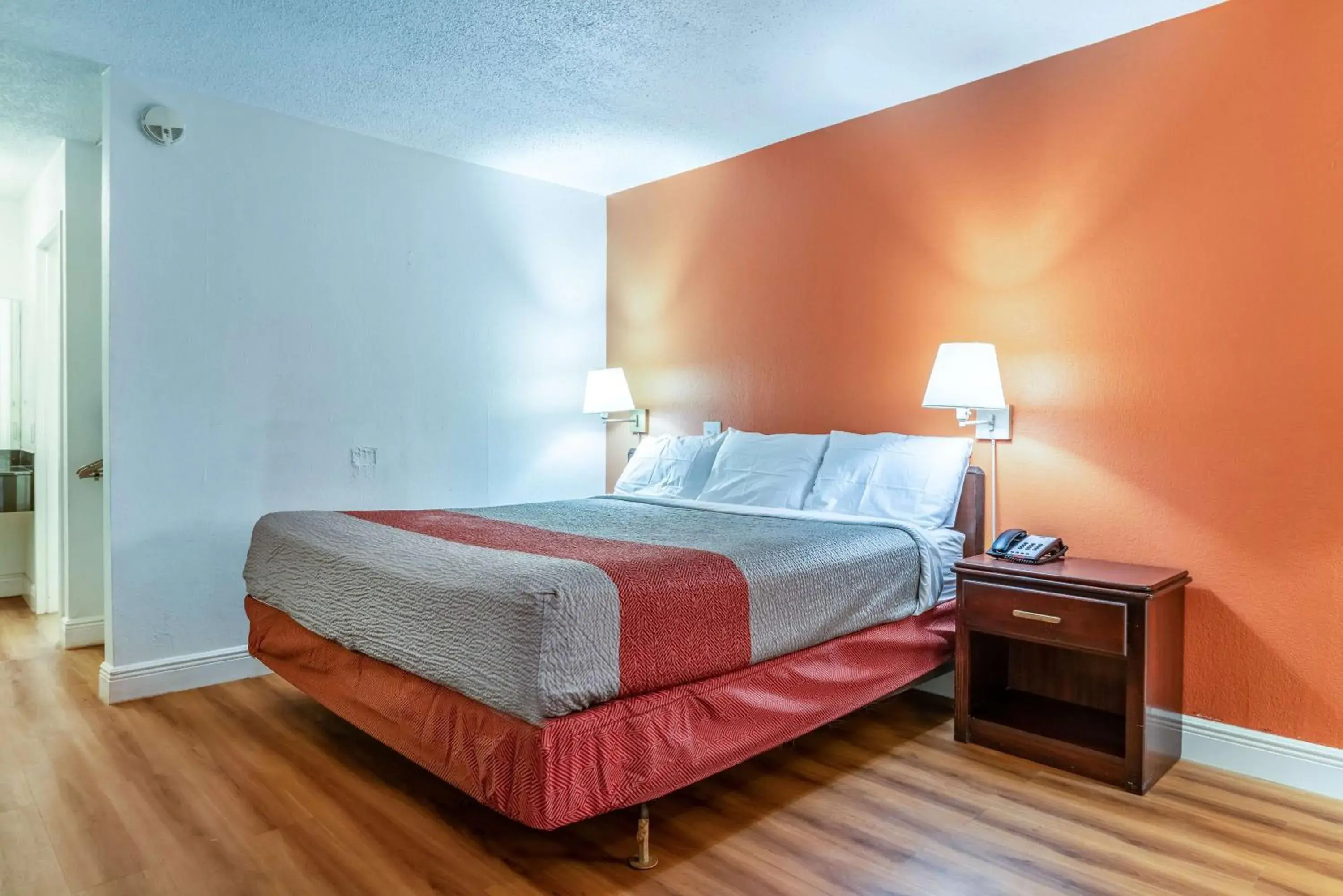 Photo of the whole room, Bed in Motel 6-Natchitoches, LA