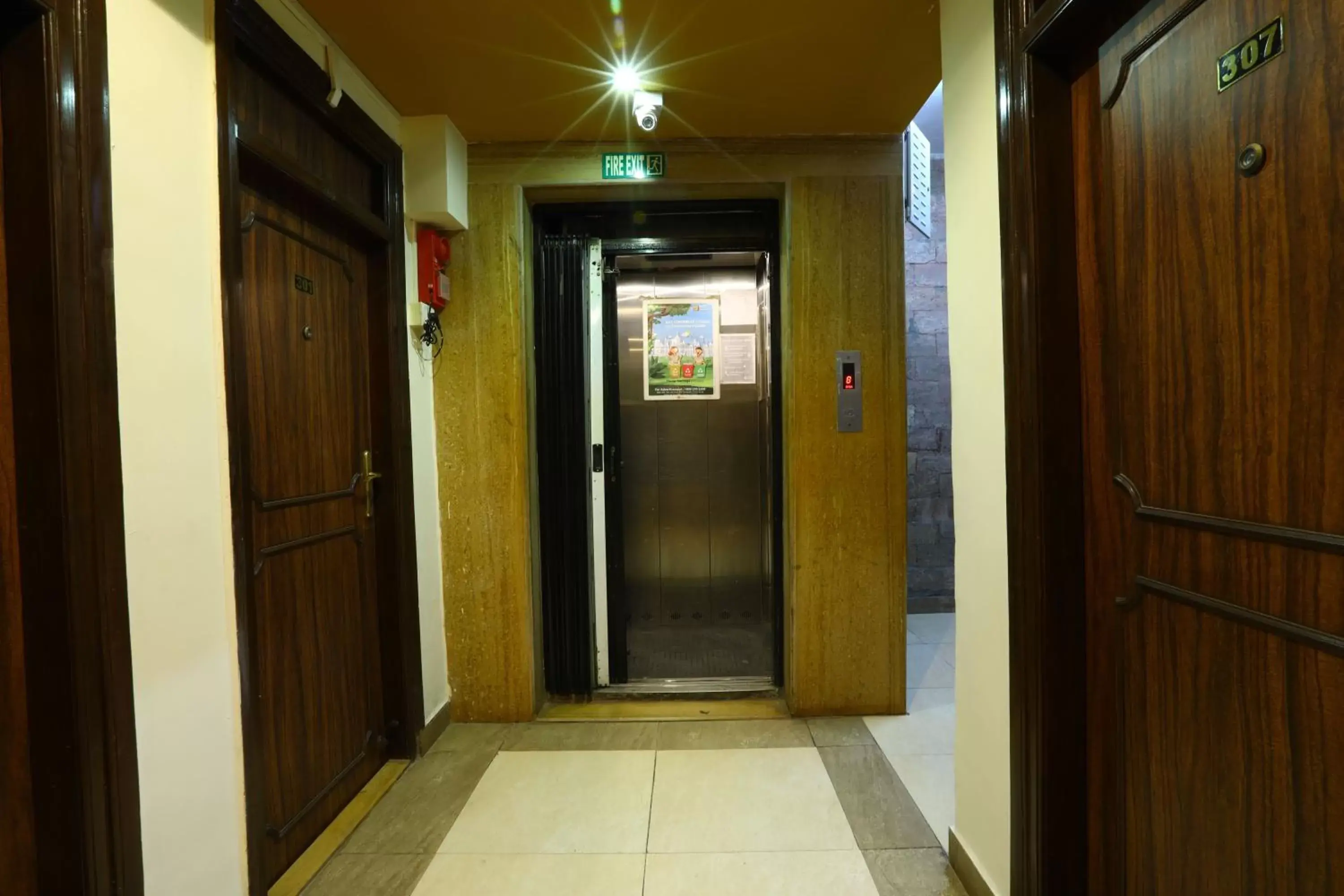 Lobby or reception in Hotel Sona Lobby or reception in Hotel Sona