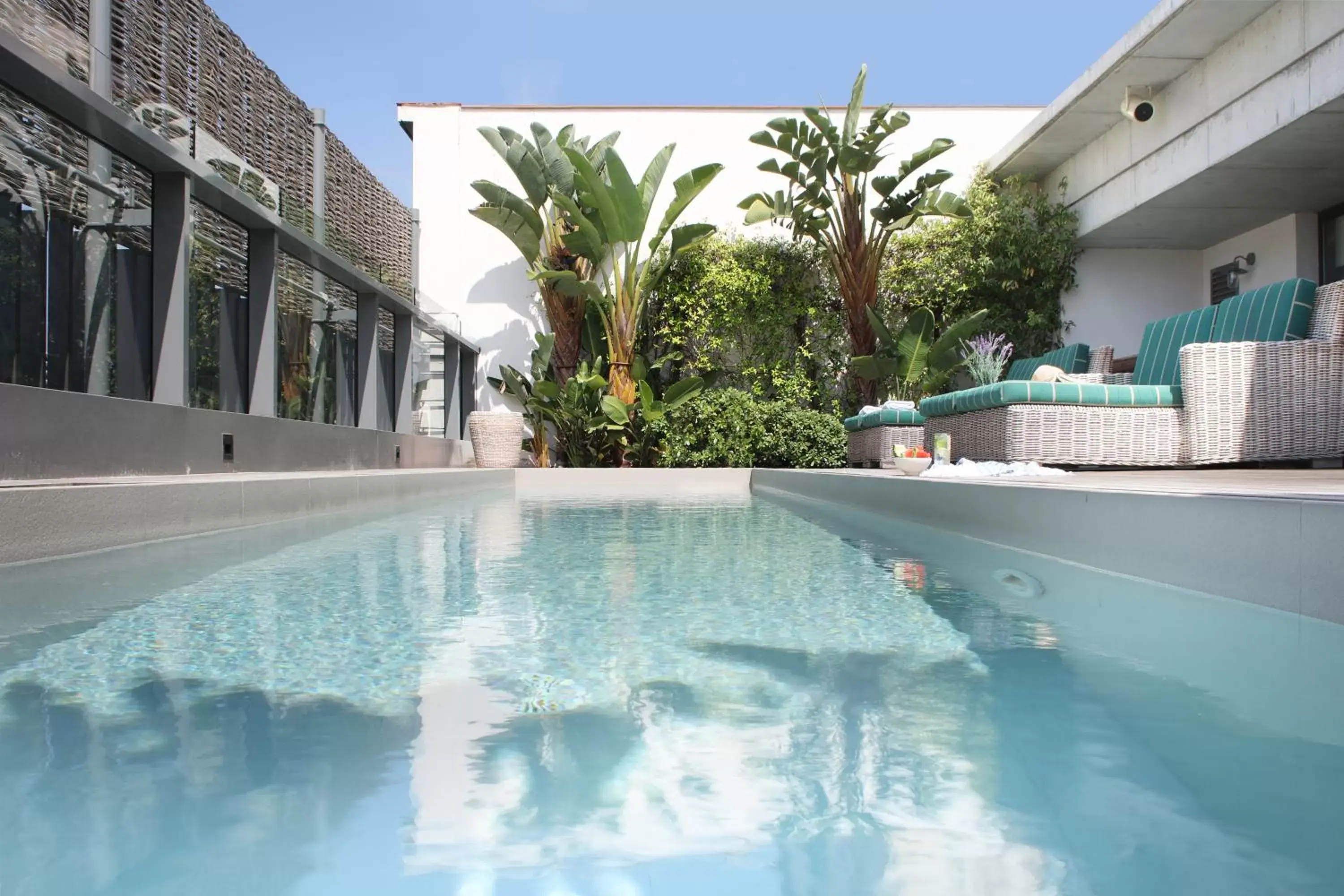 Swimming pool, Property Building in Ofelias Hotel 4Sup by Bondia Hotel Group