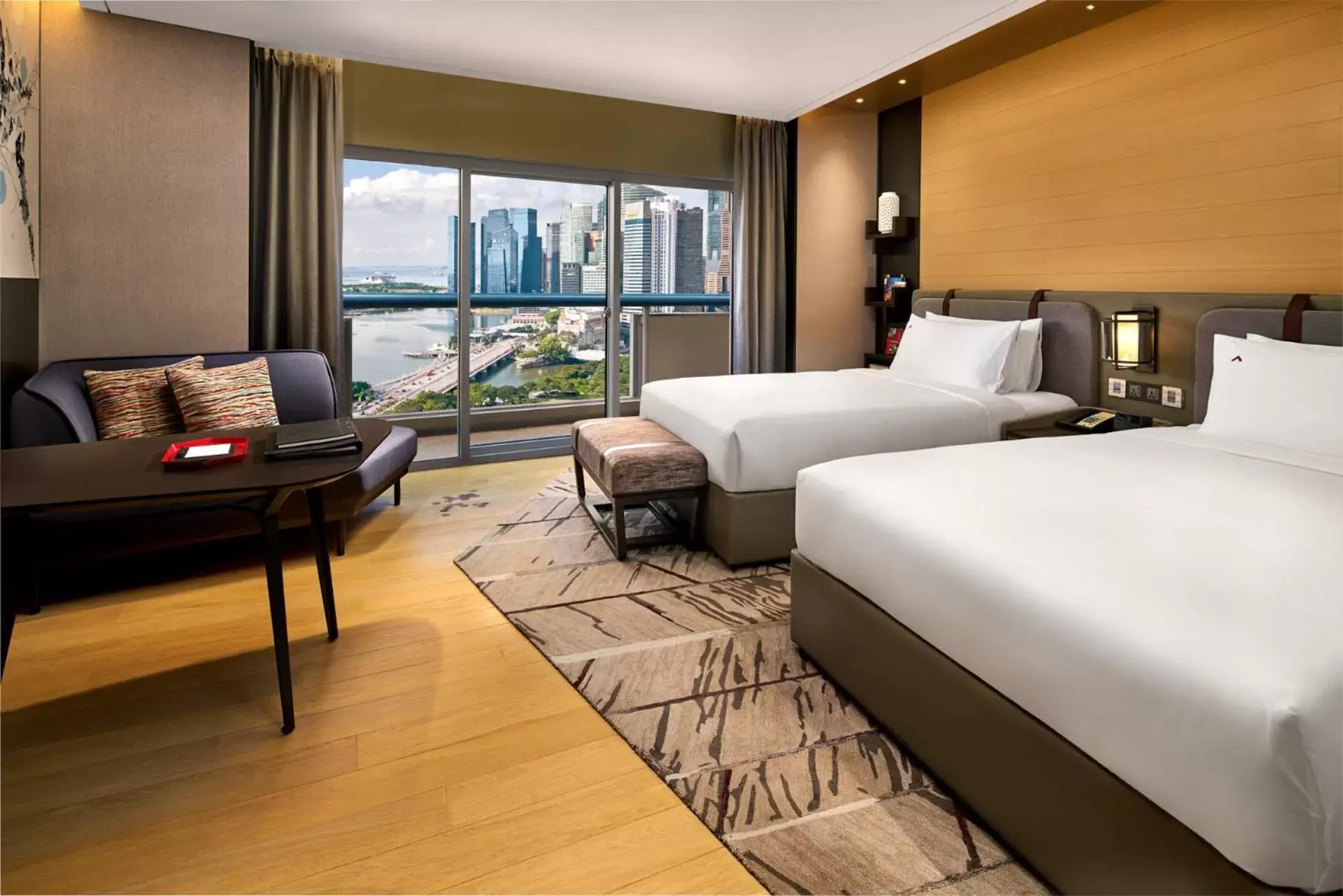 Executive Harbor Double Room with Two Double Beds, Balcony and Harbor View - High Floor in Swissotel The Stamford