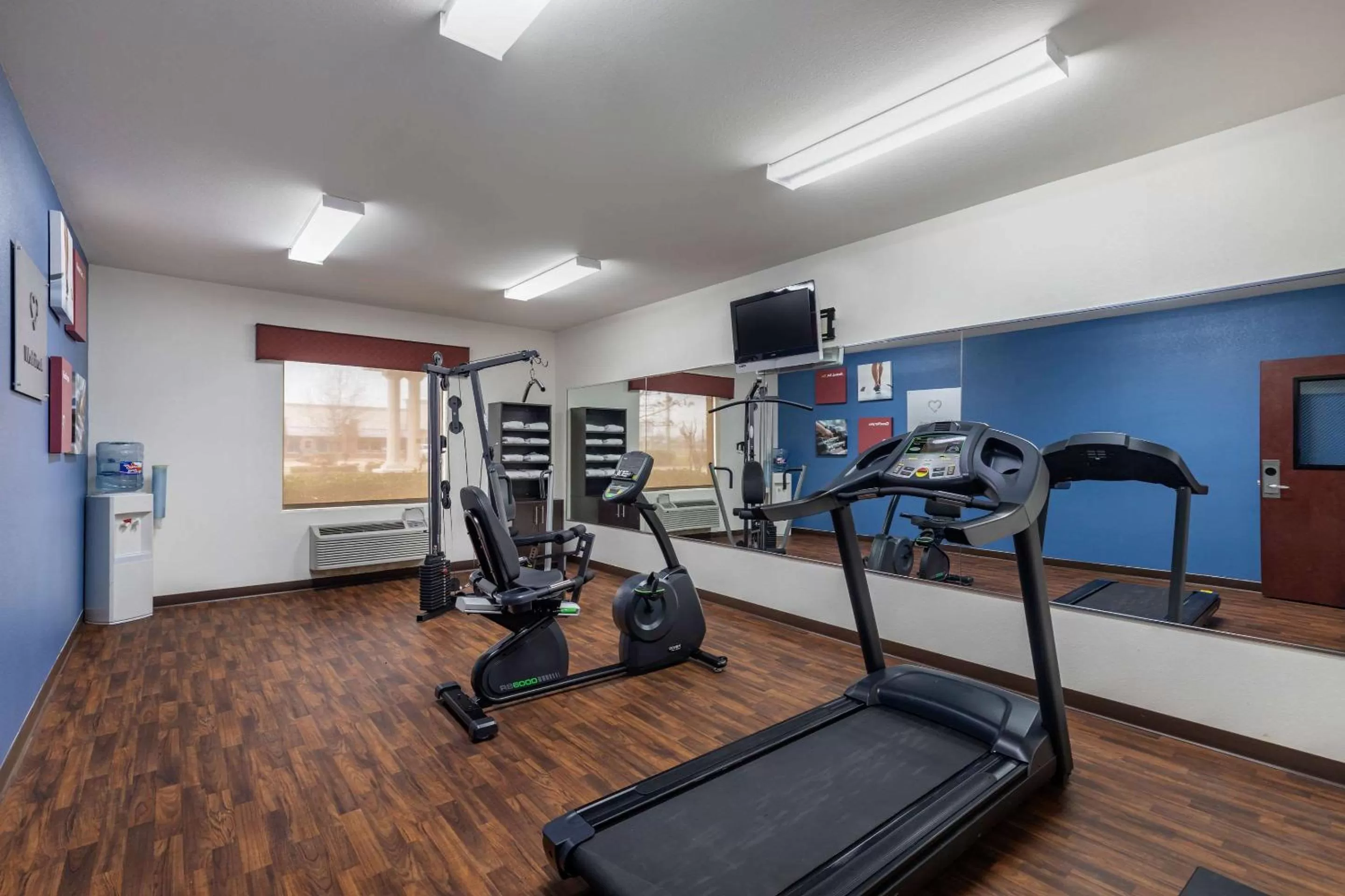 Fitness centre/facilities in Comfort Suites Ennis