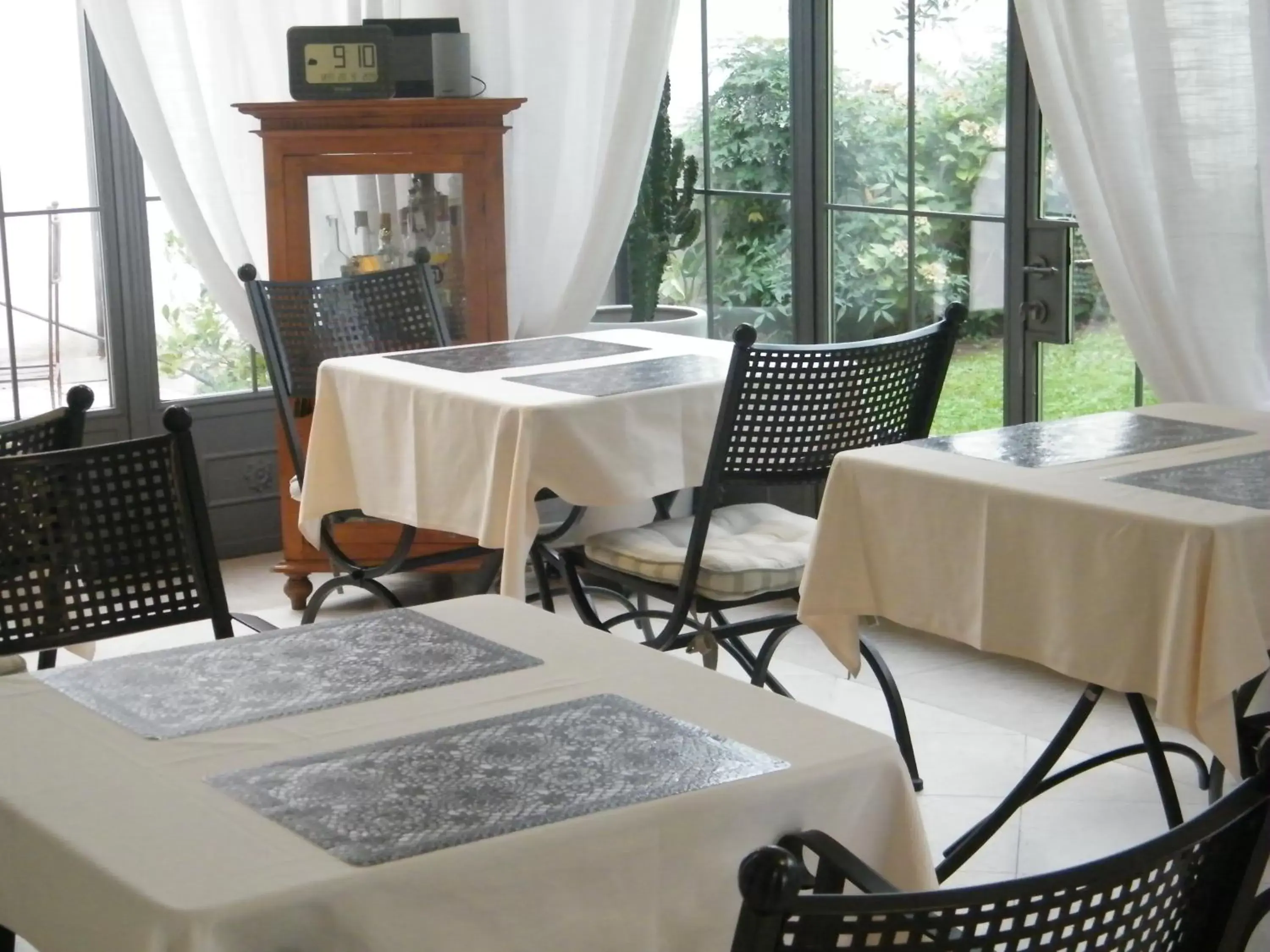 Restaurant/Places to Eat in Villa Franca Casa Vacanze