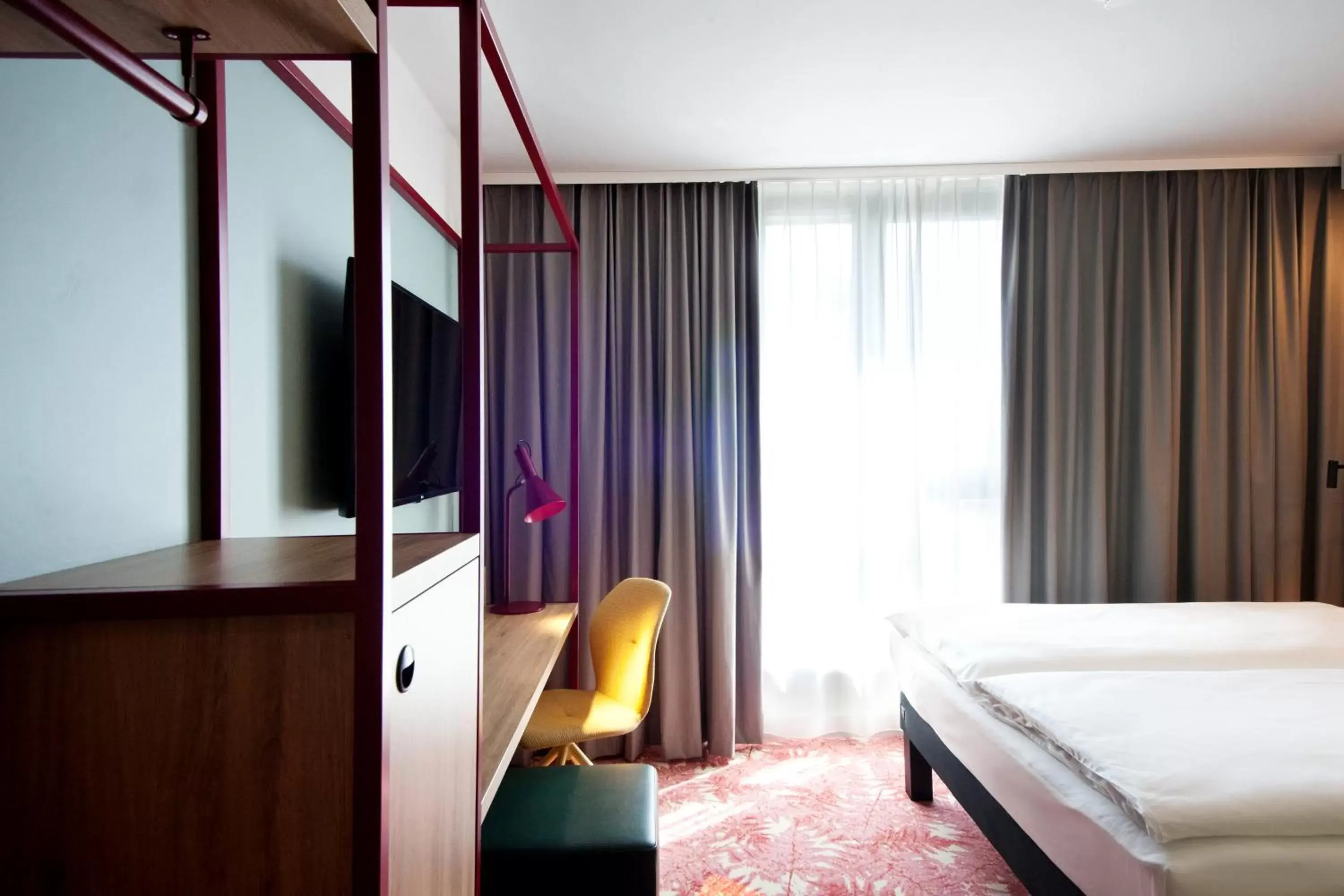 Bedroom, Bed in ibis Styles Klagenfurt am Woerthersee